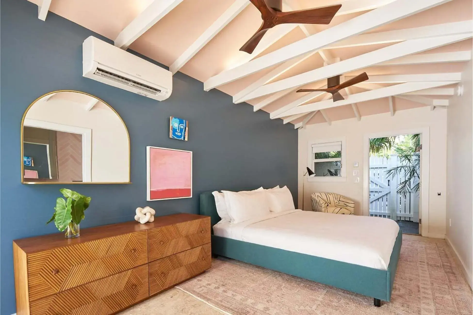 Carriage House at Grand Maloney Carriage House at Grand Maloney