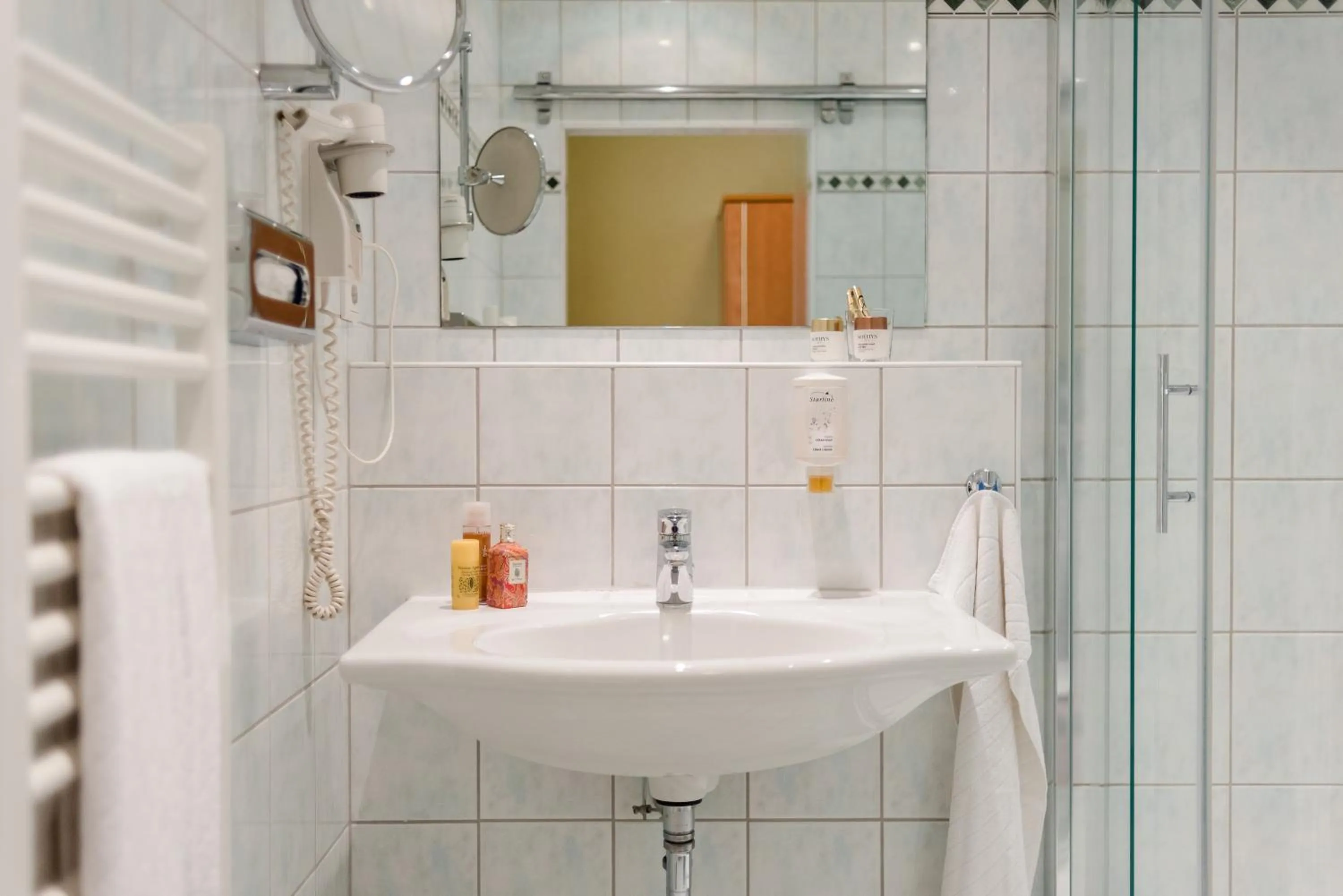 Bathroom in Lohmann's Kapeller Hof