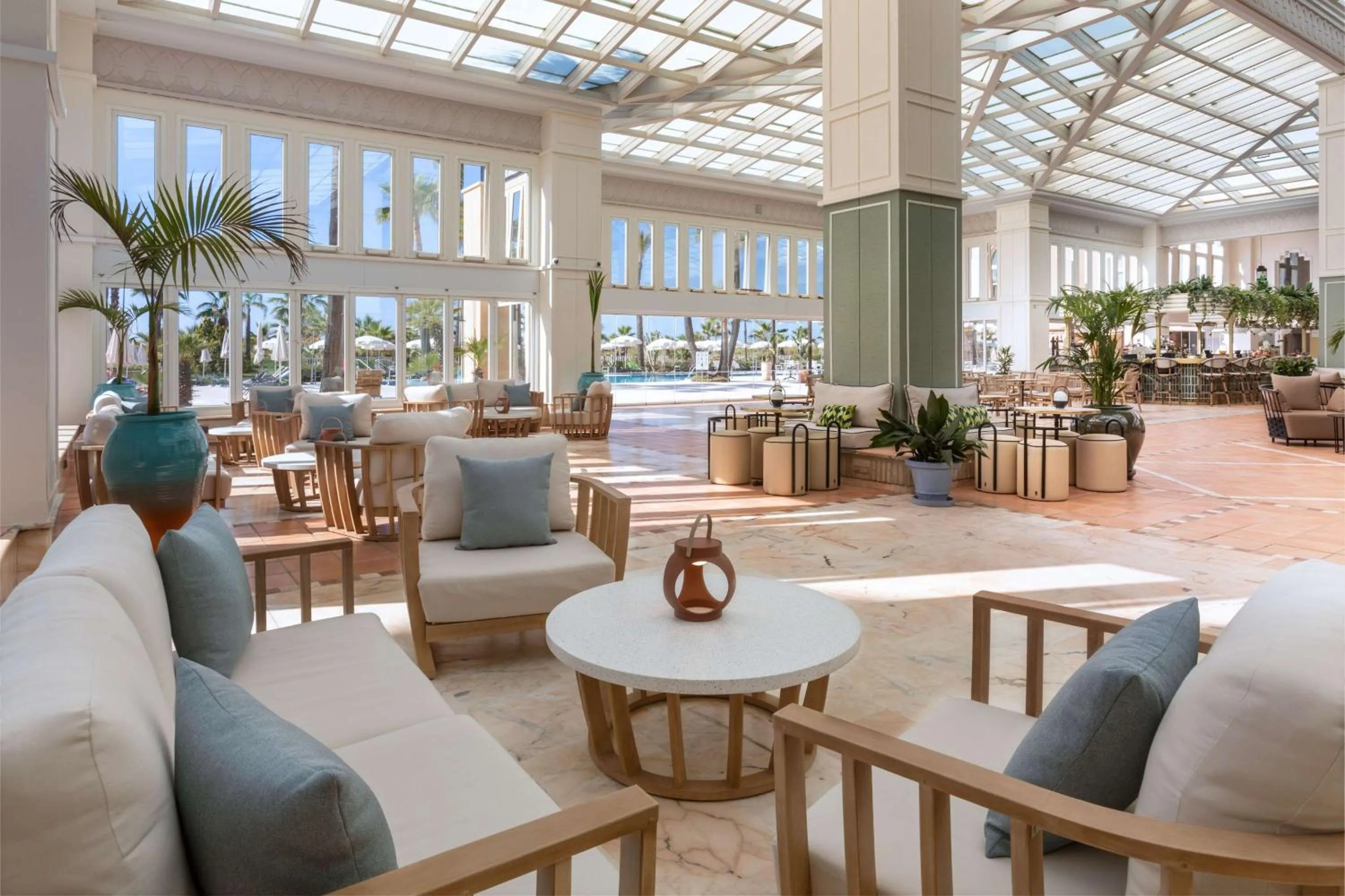 Restaurant/places to eat in Meliá Isla Canela