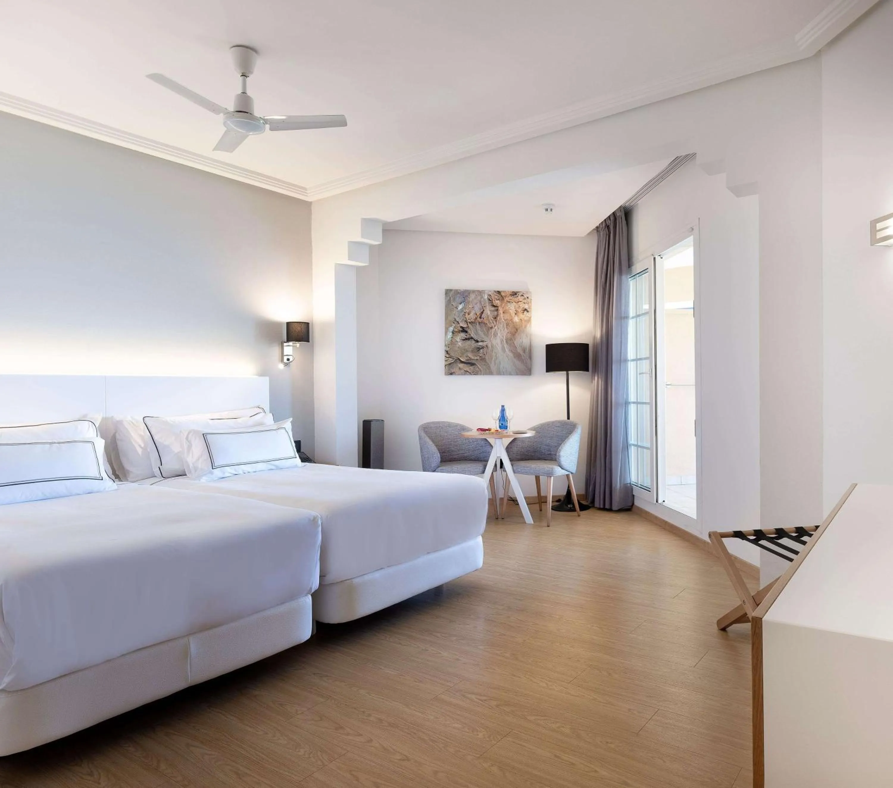 Bedroom, Bed in Meliá Isla Canela