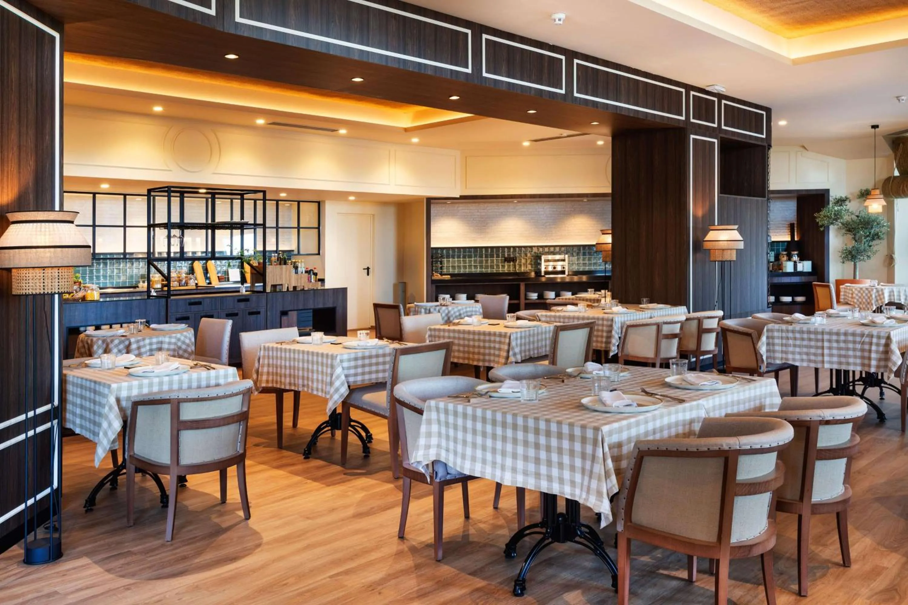 Restaurant/places to eat in Meliá Isla Canela