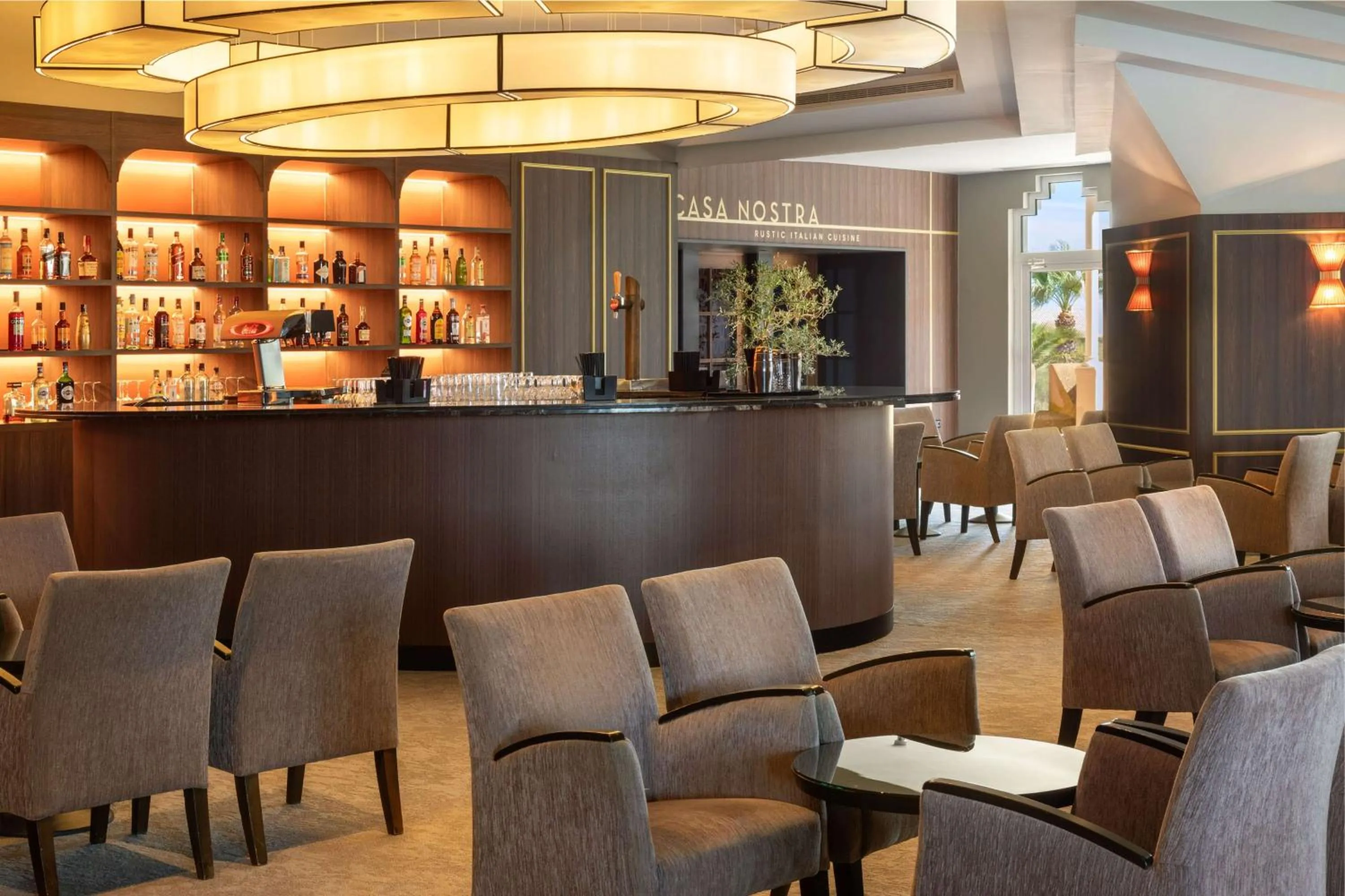 Restaurant/places to eat in Meliá Isla Canela