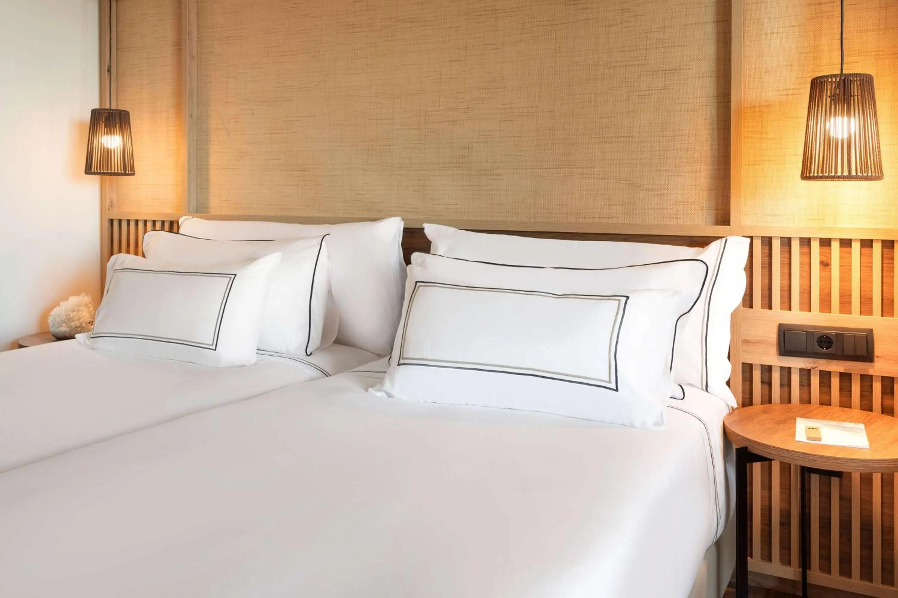 Bedroom, Bed in Meliá Isla Canela