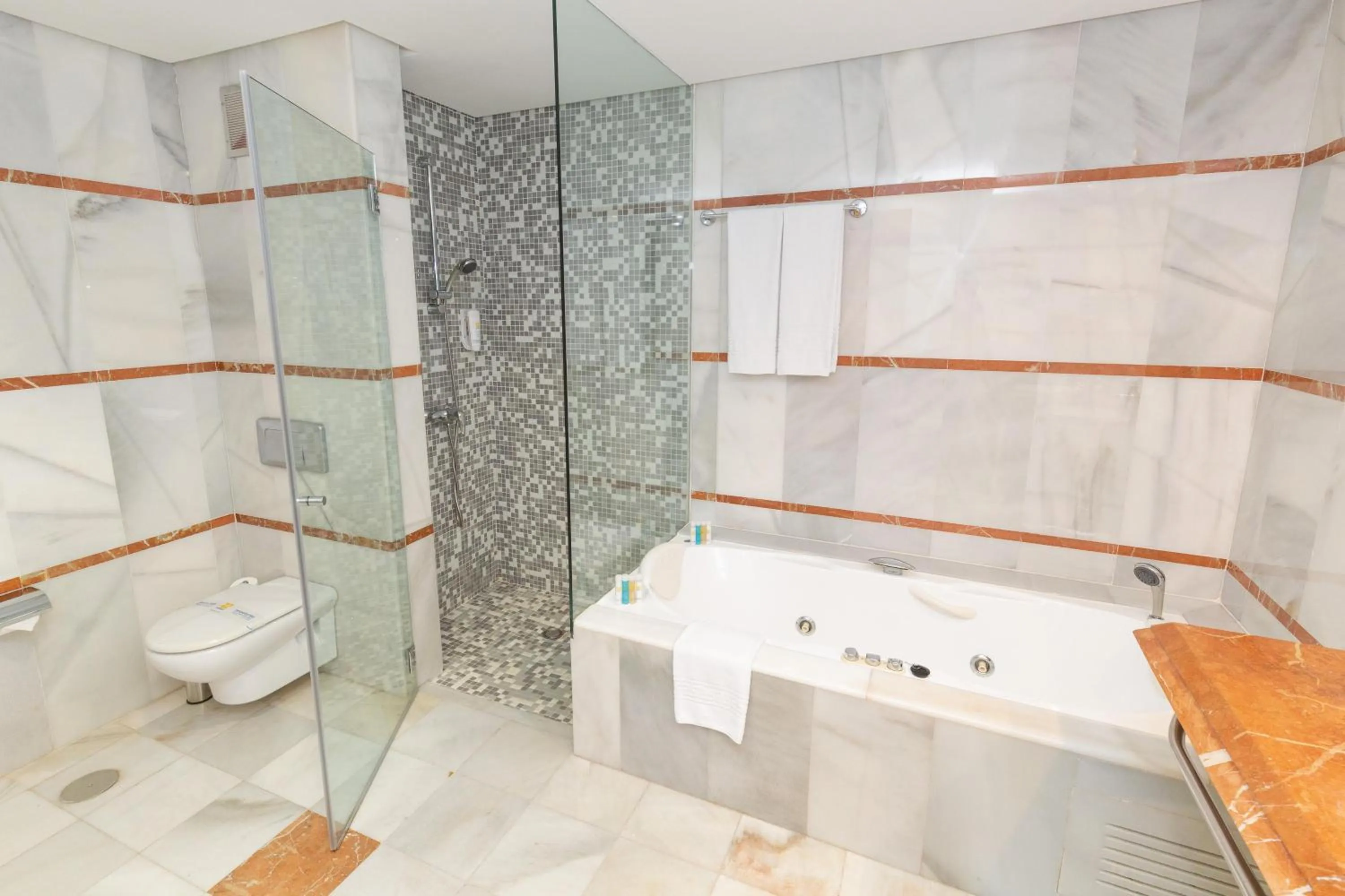 Shower in R2 Hotel Pajara Beach