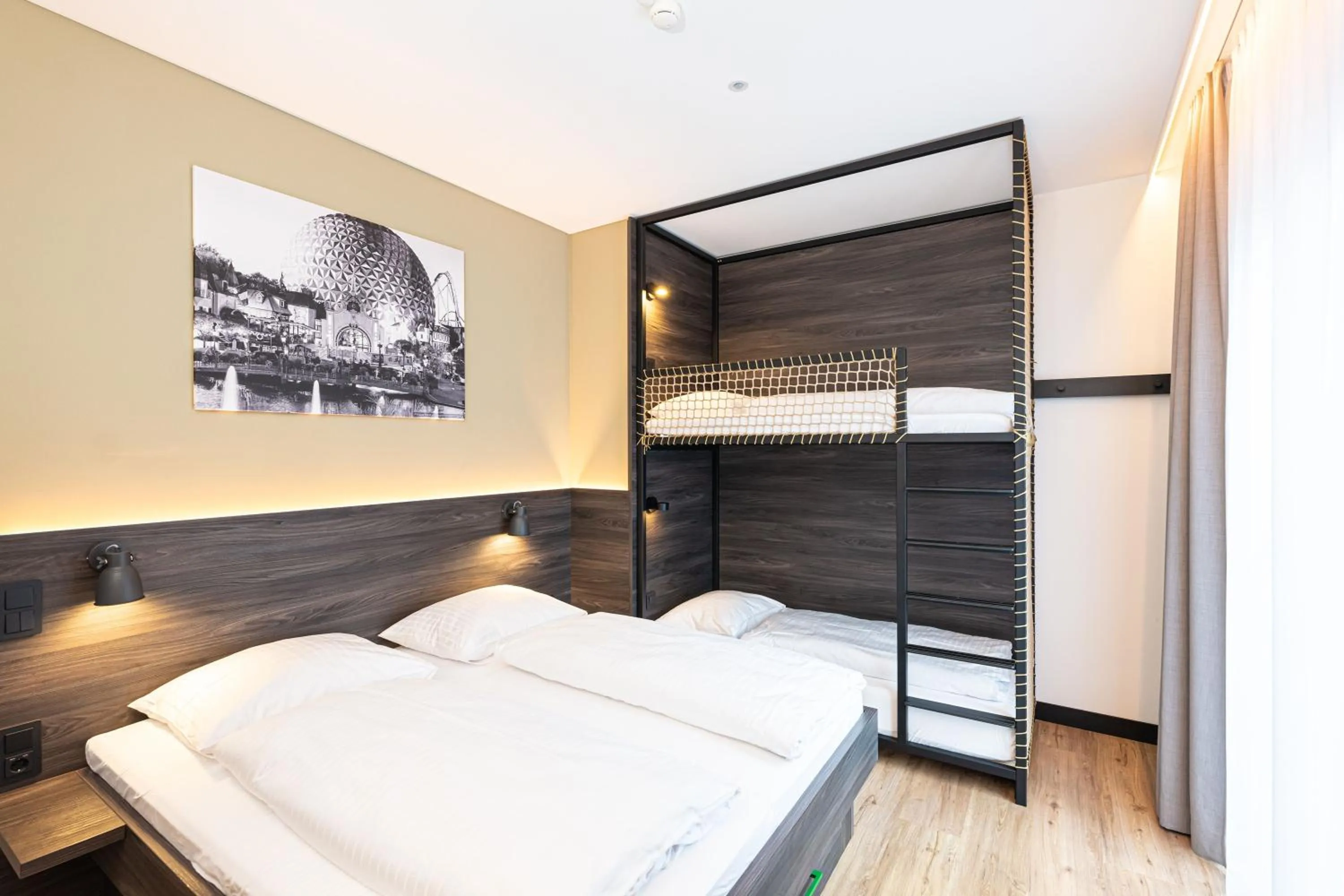 Staff, Bed in Hotel am Park