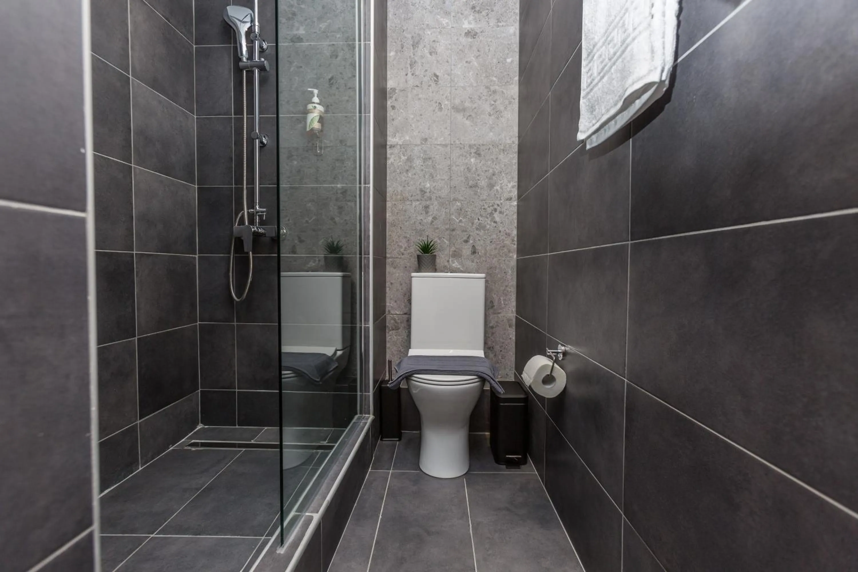 Bathroom in Raise Athens Metro Apartments