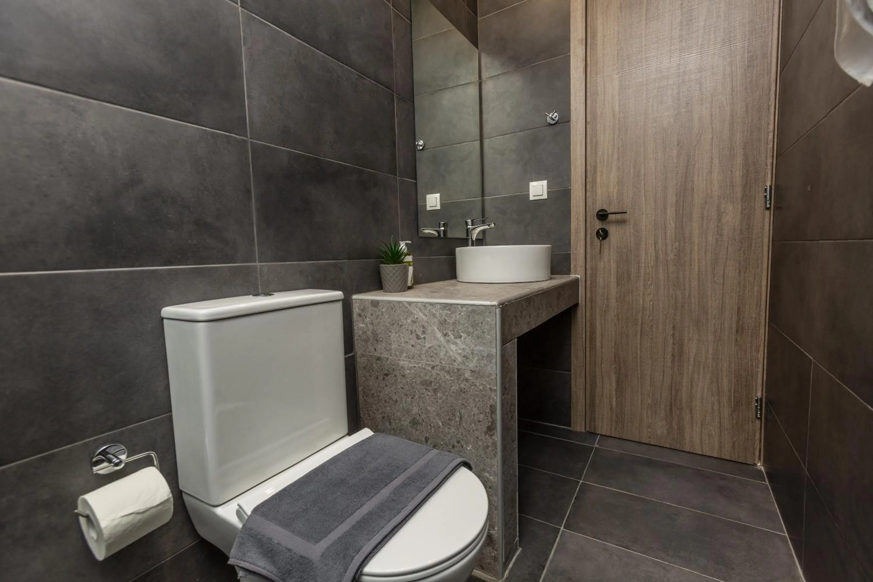 Bathroom in Raise Athens Metro Apartments