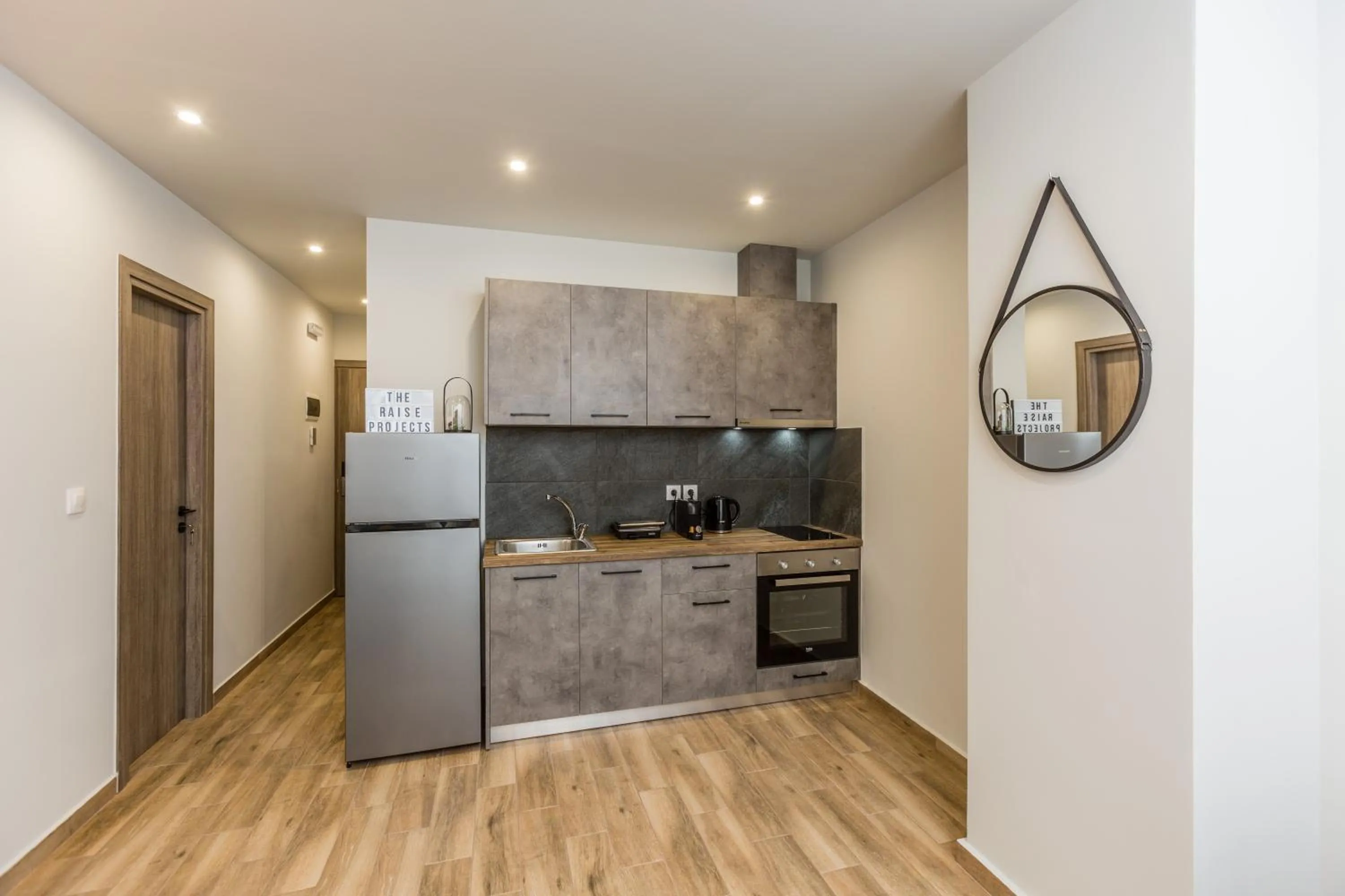 Kitchen or kitchenette in Raise Athens Metro Apartments