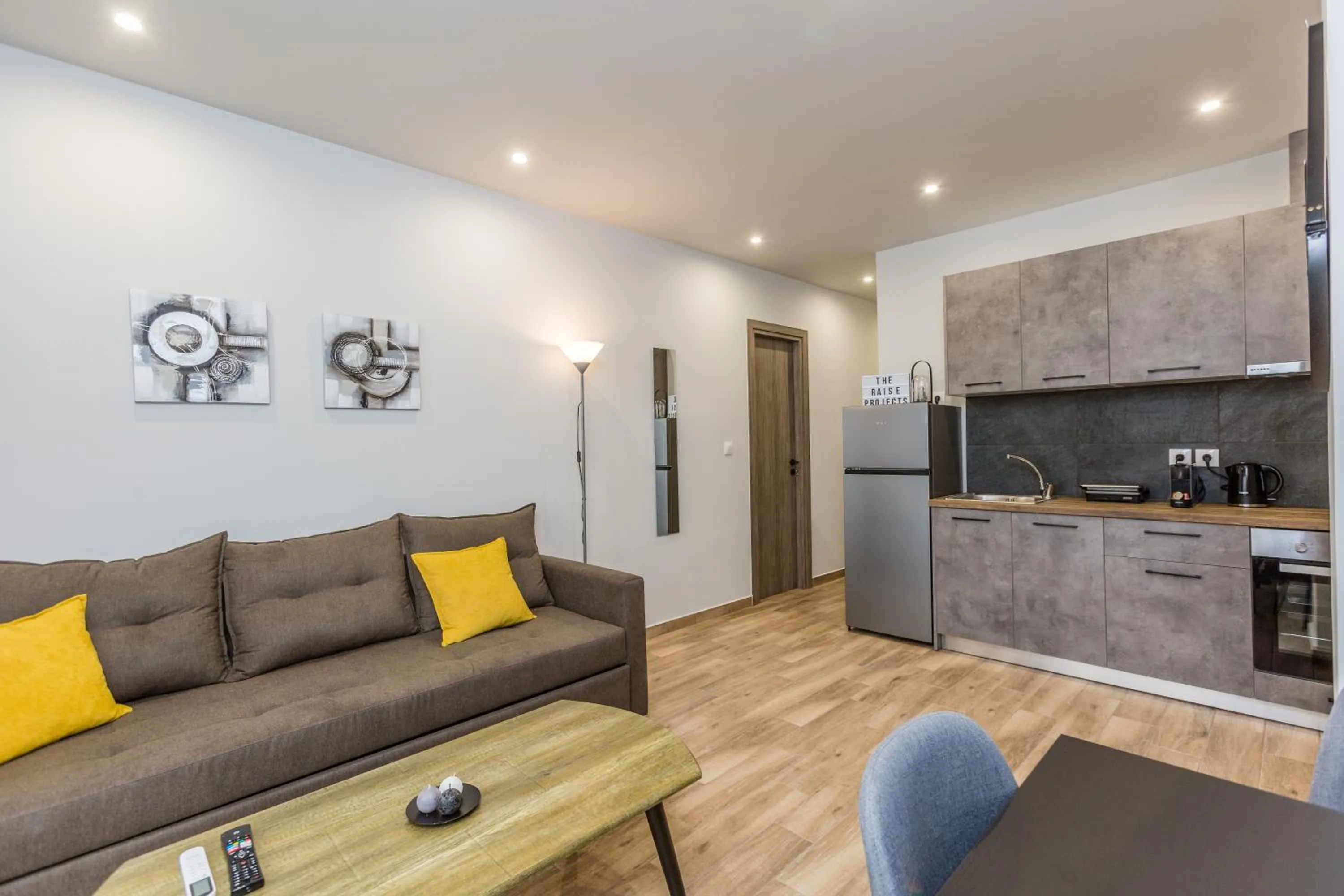 Kitchen or kitchenette in Raise Athens Metro Apartments