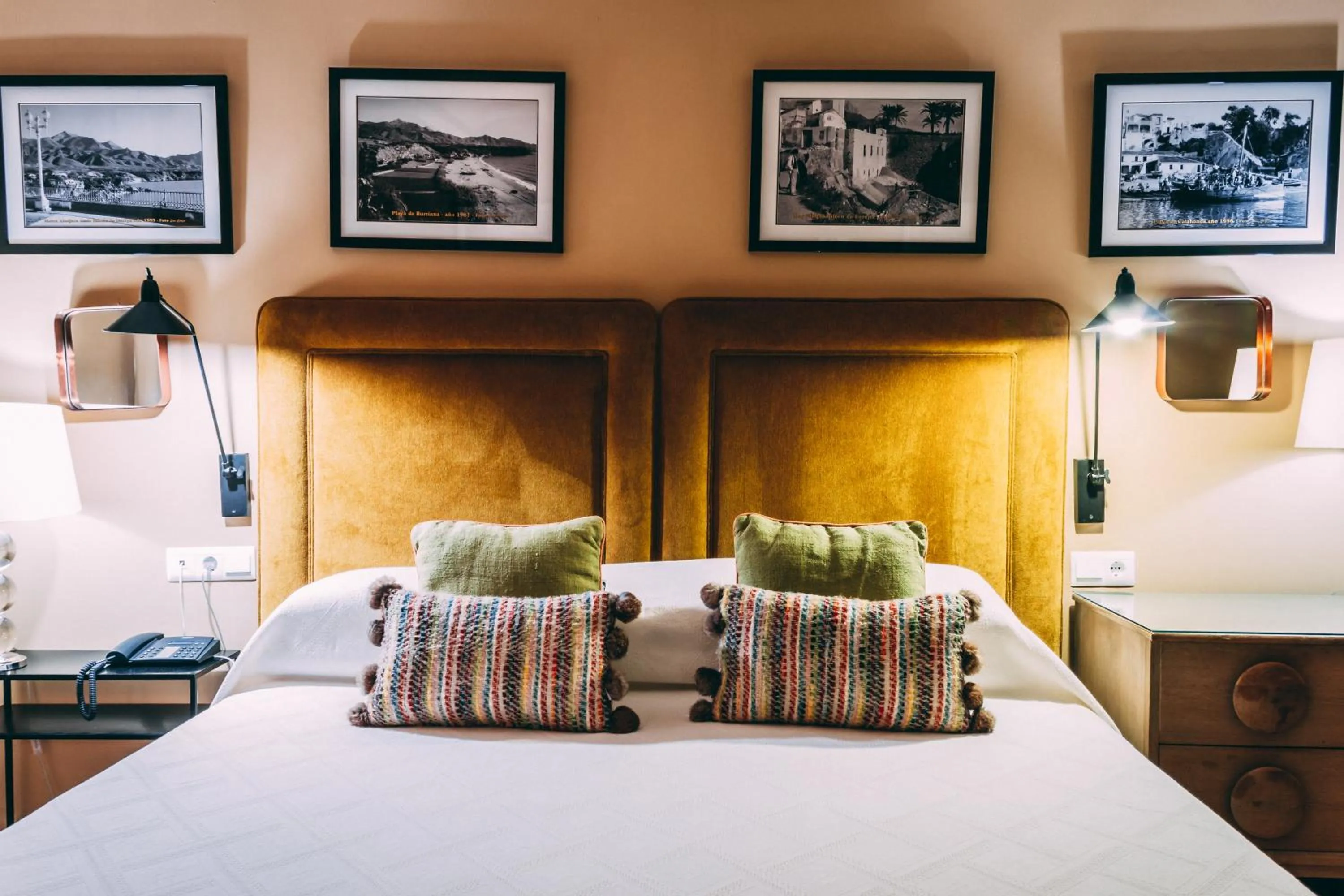 Bed in Hotel Carabeo