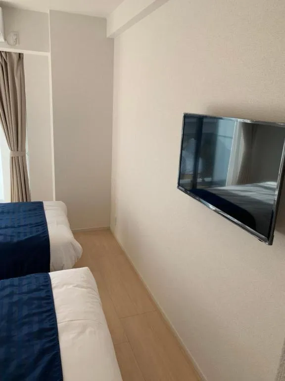 TV and multimedia, Bed in Hotel Emir