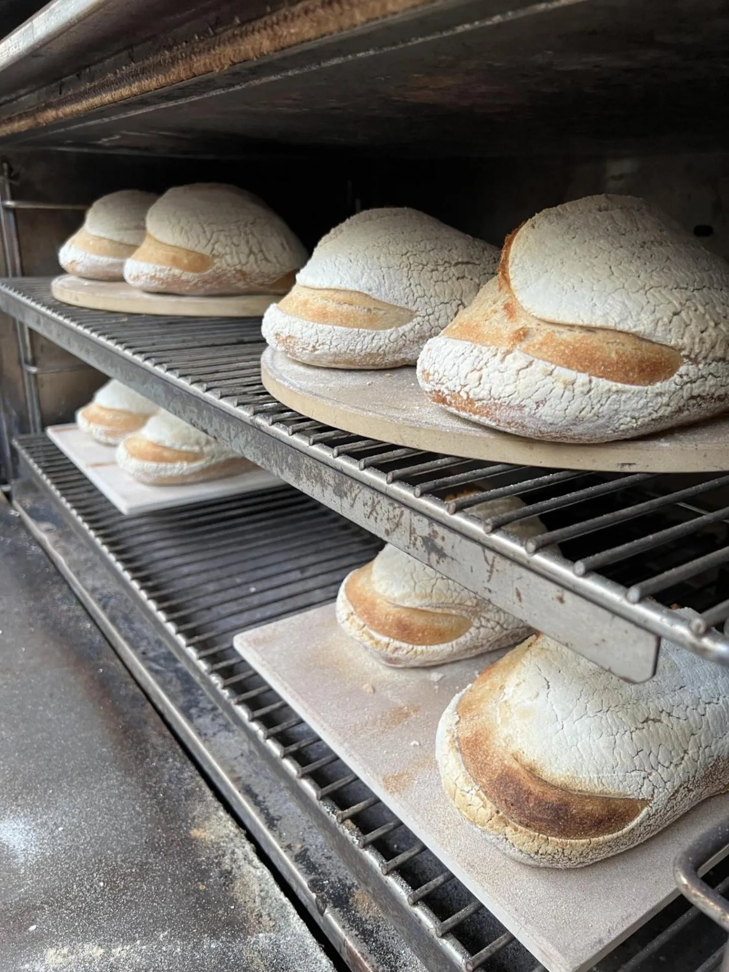 Breakfast in 1839 Cottages