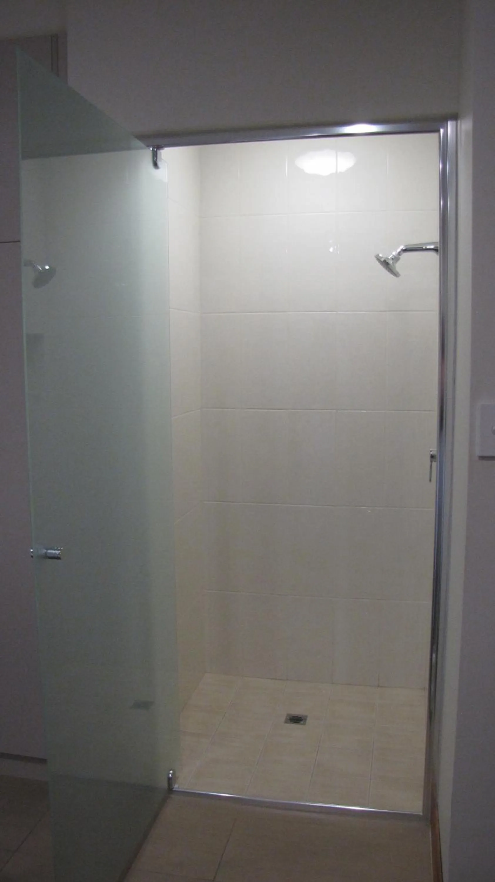 Shower in 1839 Cottages