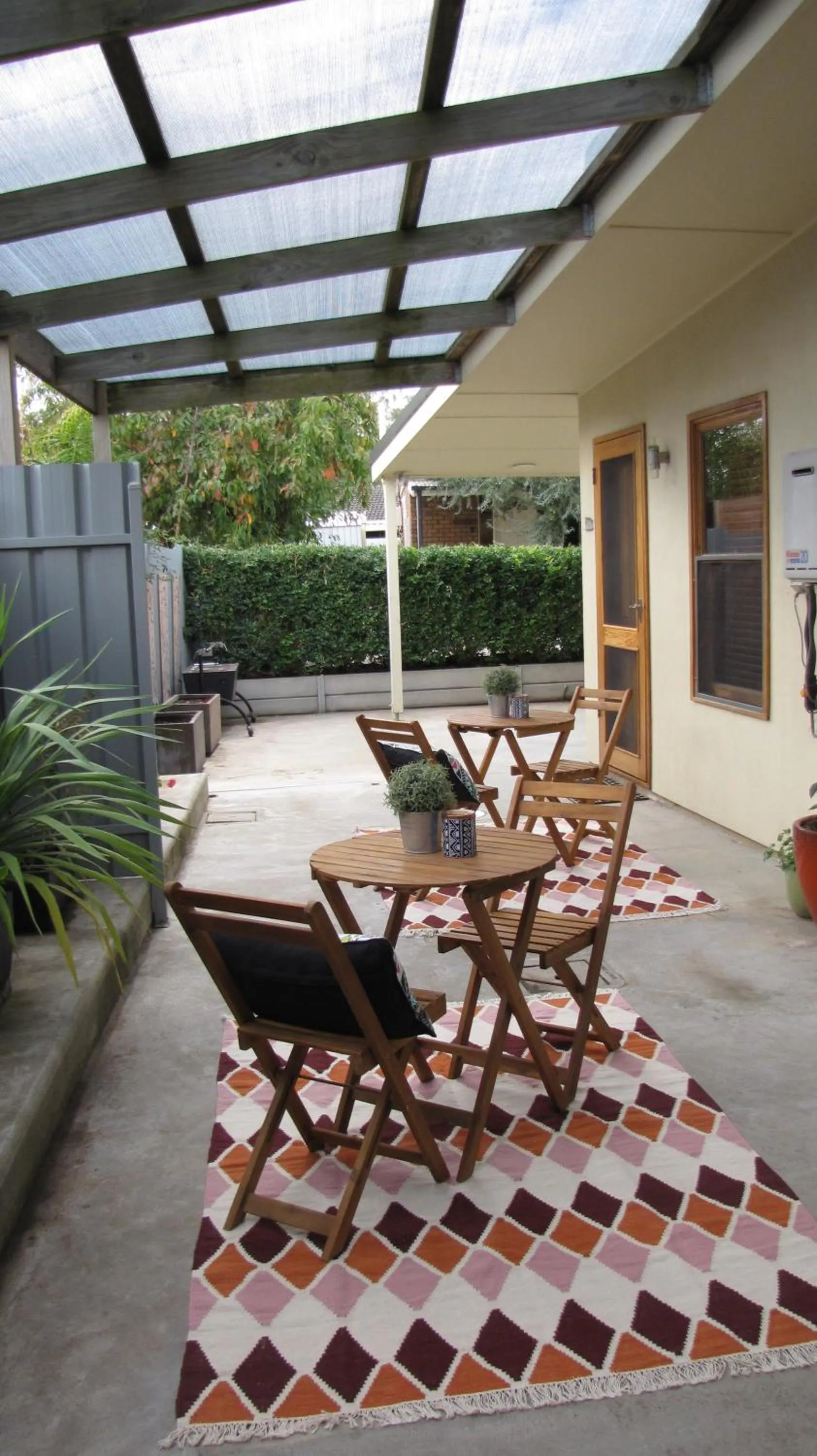 Property building in 1839 Cottages