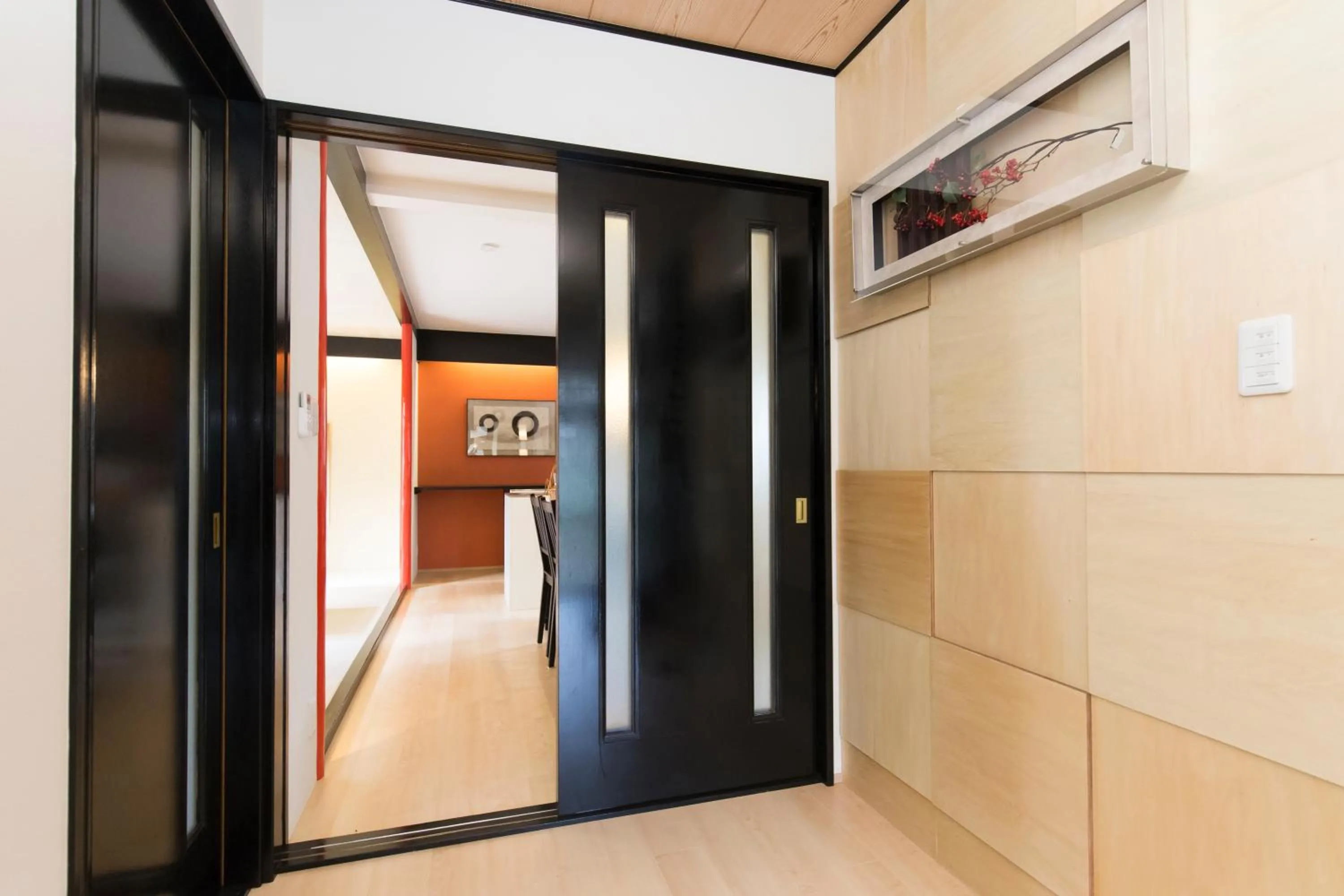 Facade/entrance in TEMARI