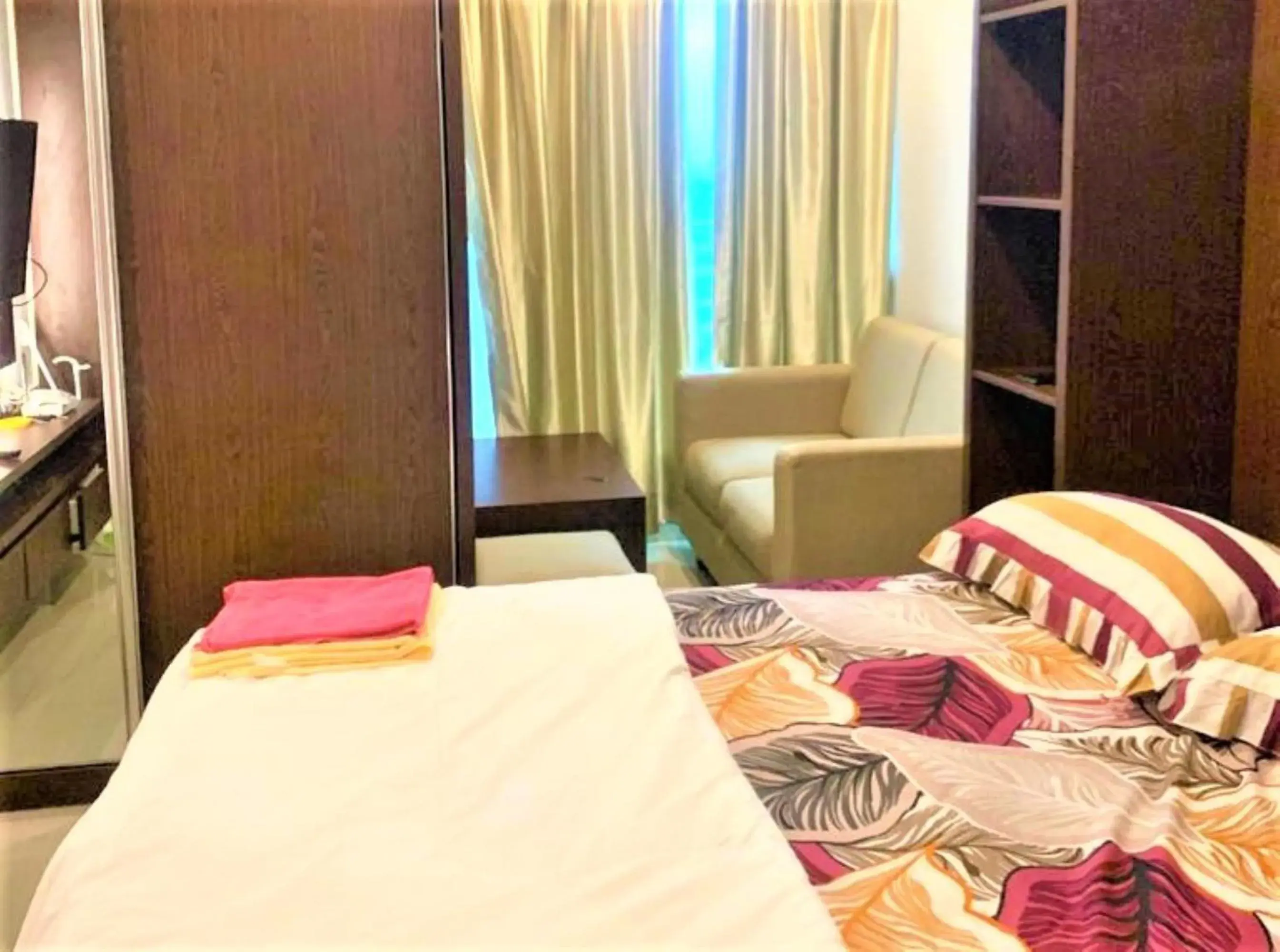 Standard Studio - single occupancy in Grand Kamala Lagoon by Veeroom Standard Studio - single occupancy in Grand Kamala Lagoon by Veeroom