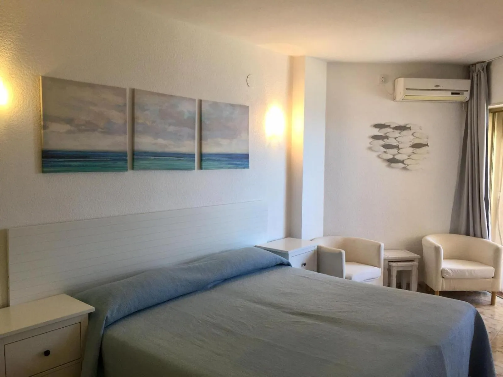 Bed in Apal Chinasol Estudios