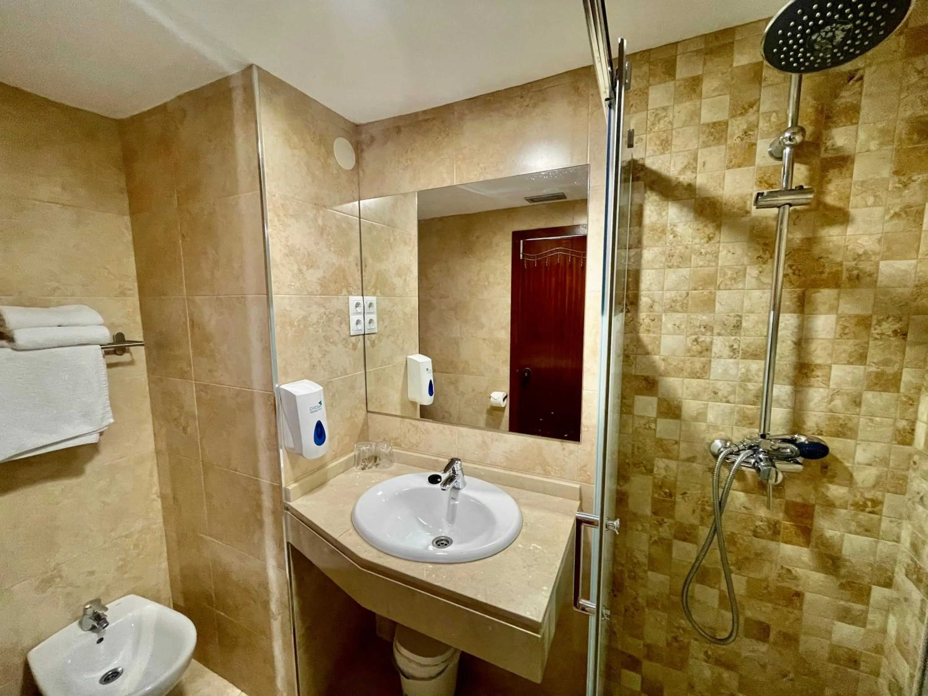 Apal Chinasol Estudios