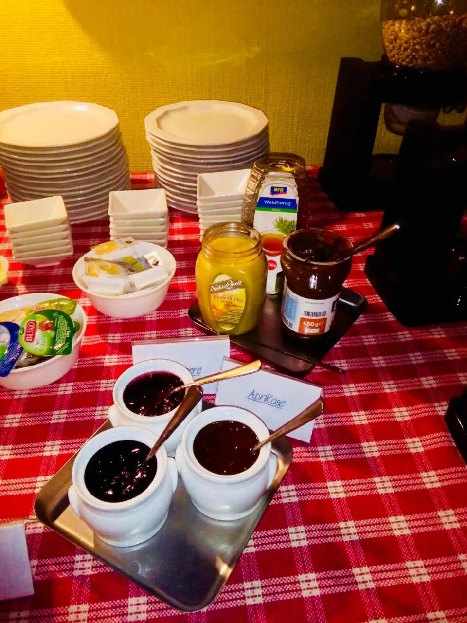 Buffet breakfast in Gasthof-Pension Leupold