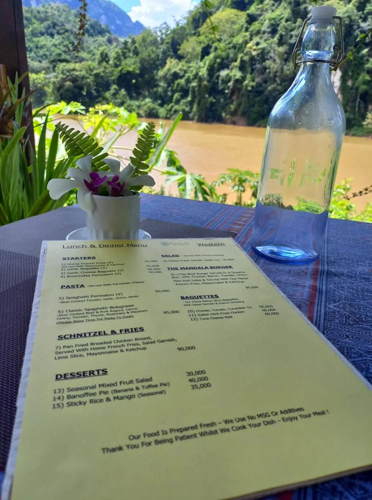 Food and drinks in Mandala Ou Resort