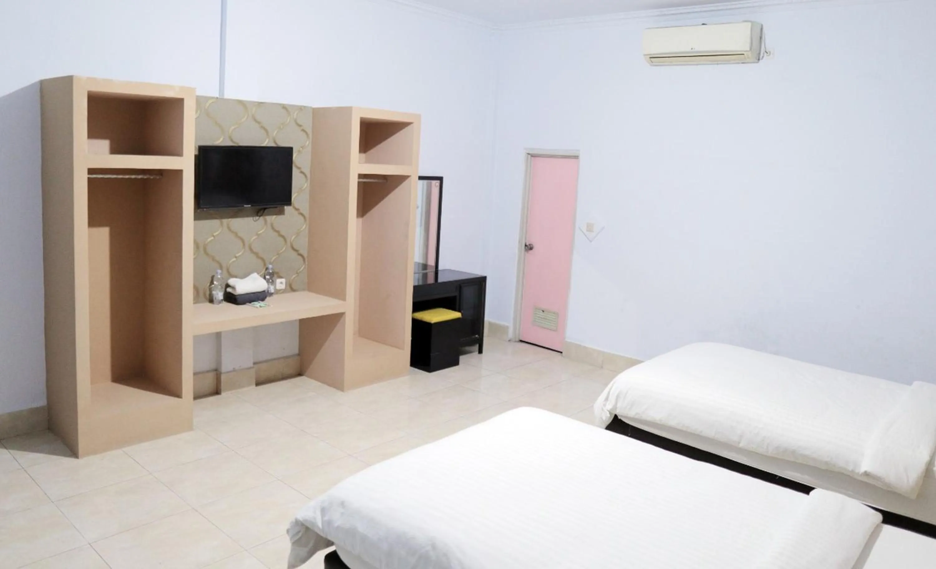 Bed in RedDoorz @ Pasangkayu Mamuju Utara