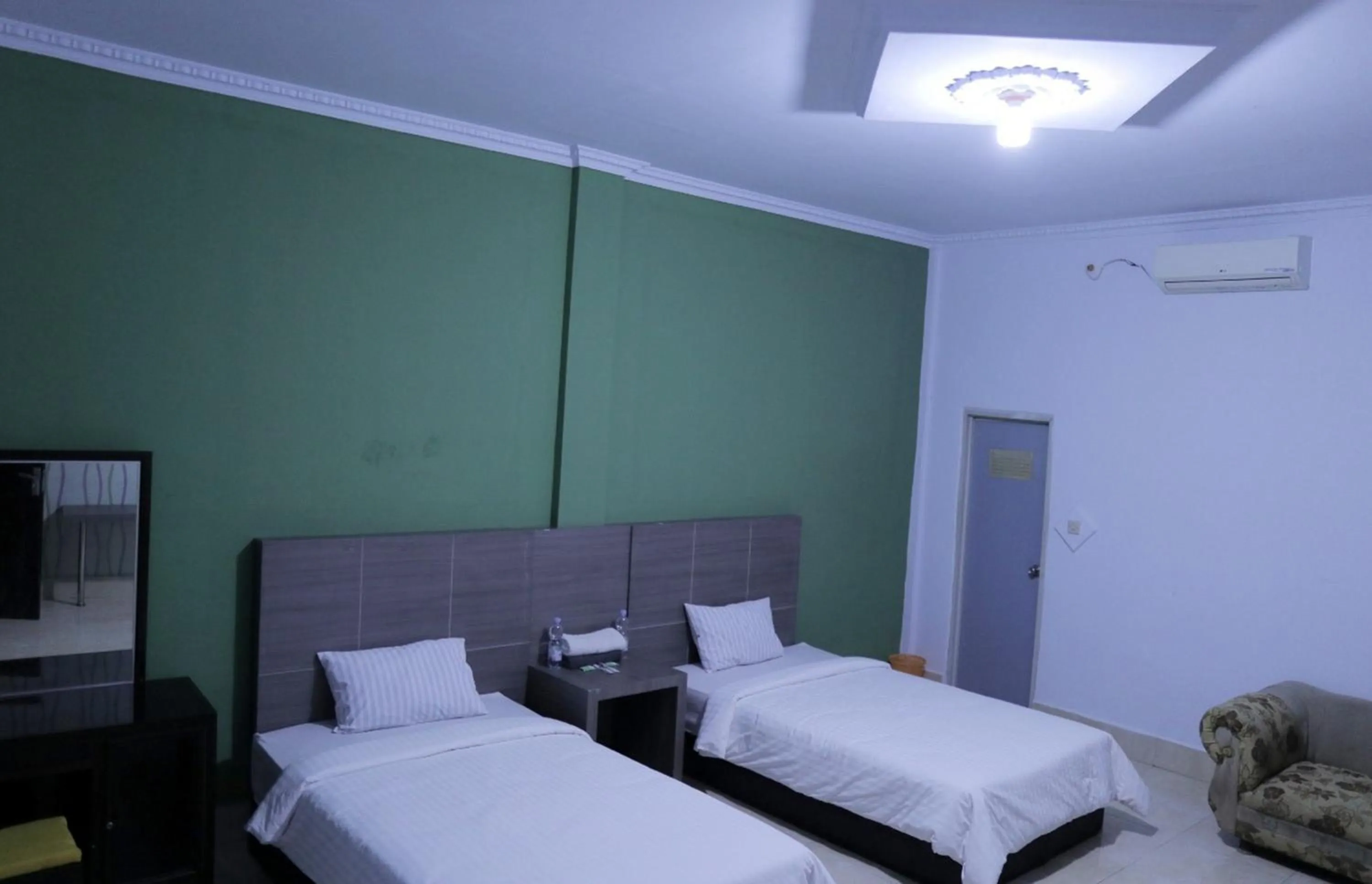 Bed in RedDoorz @ Pasangkayu Mamuju Utara