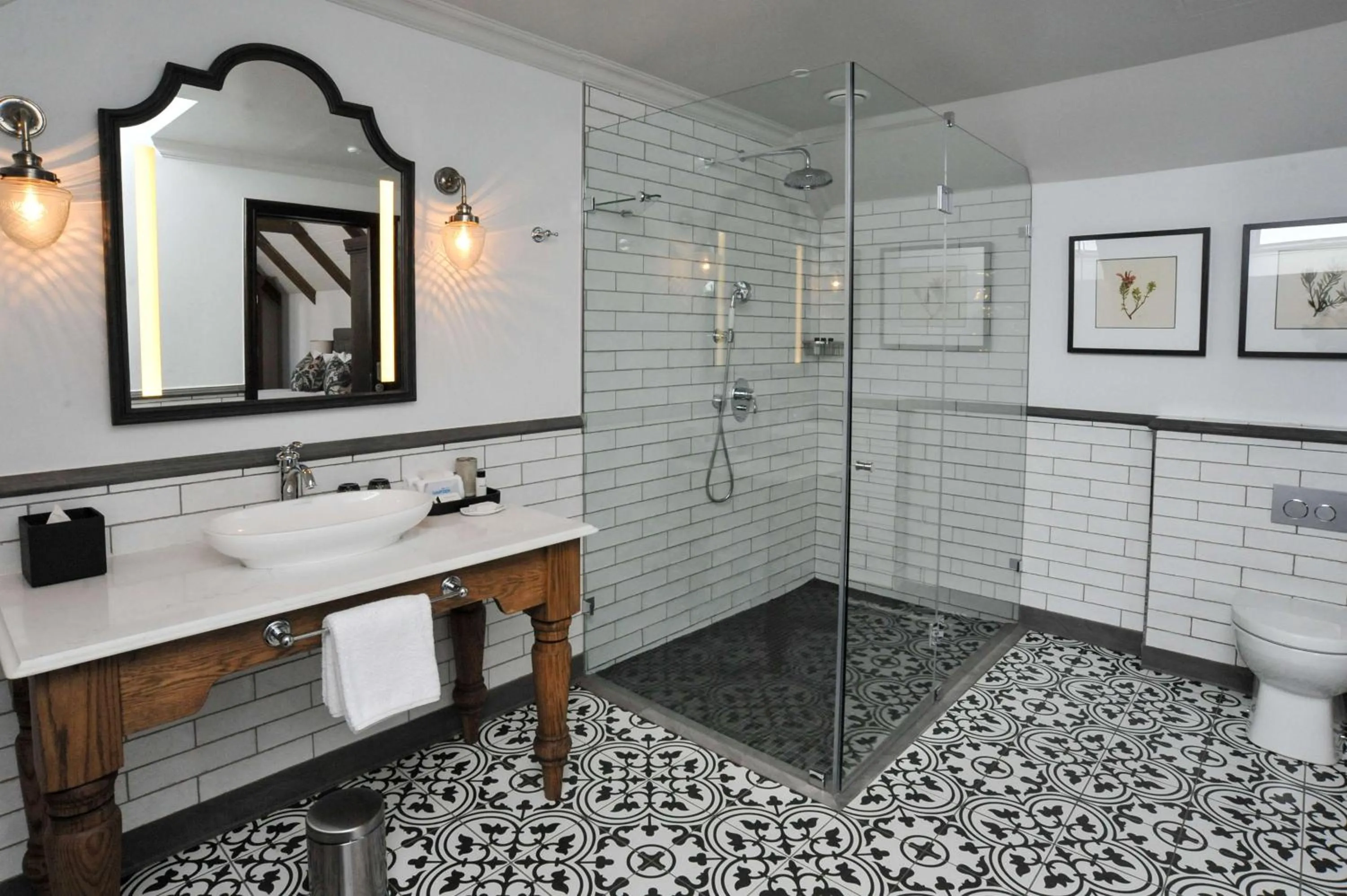 Bathroom in Southern Sun de Wagen