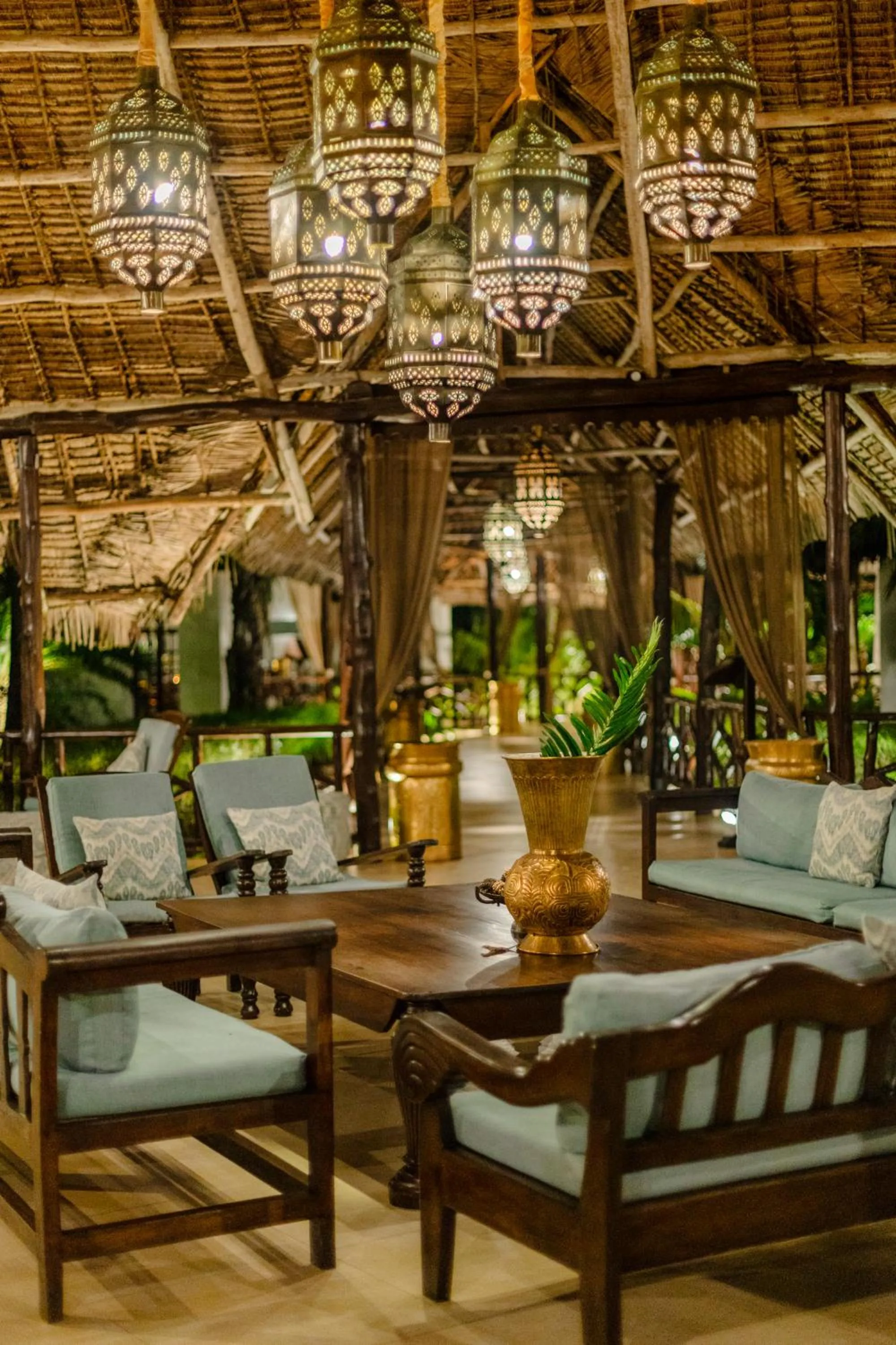 Lounge or bar in Breezes Beach Club and Spa