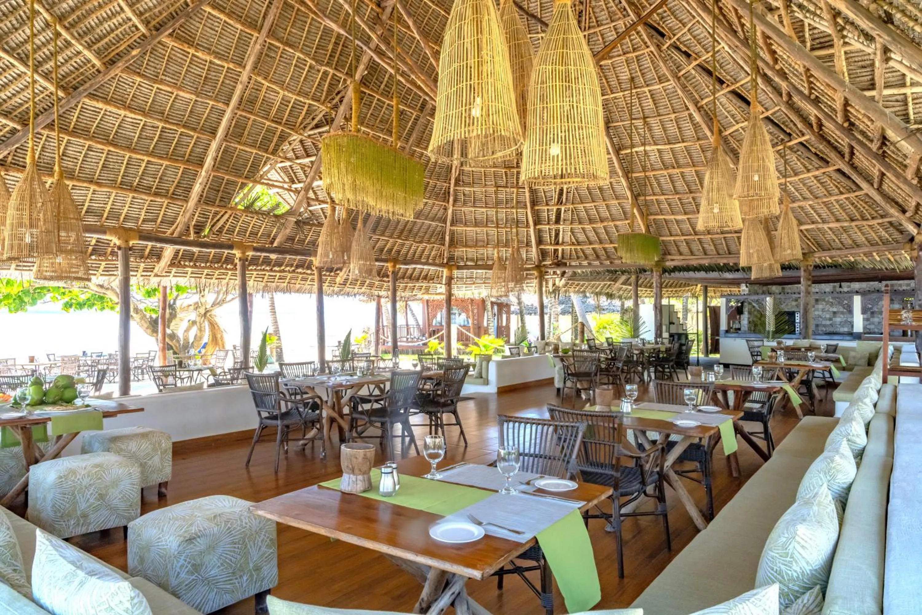 Restaurant/places to eat in Breezes Beach Club and Spa