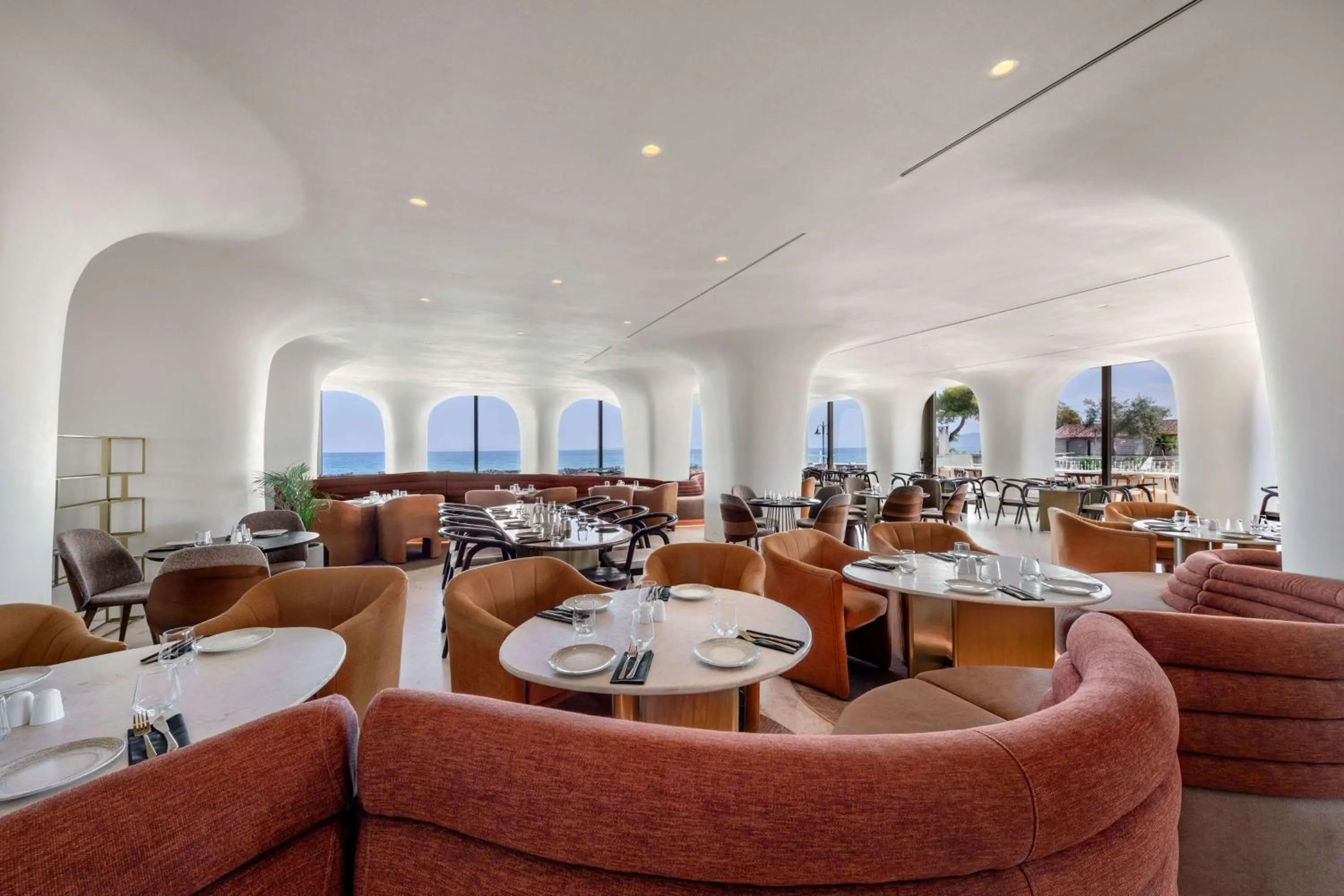 Restaurant/places to eat in Isla Brown Corinthia Resort & Spa, a member of Brown Hotels