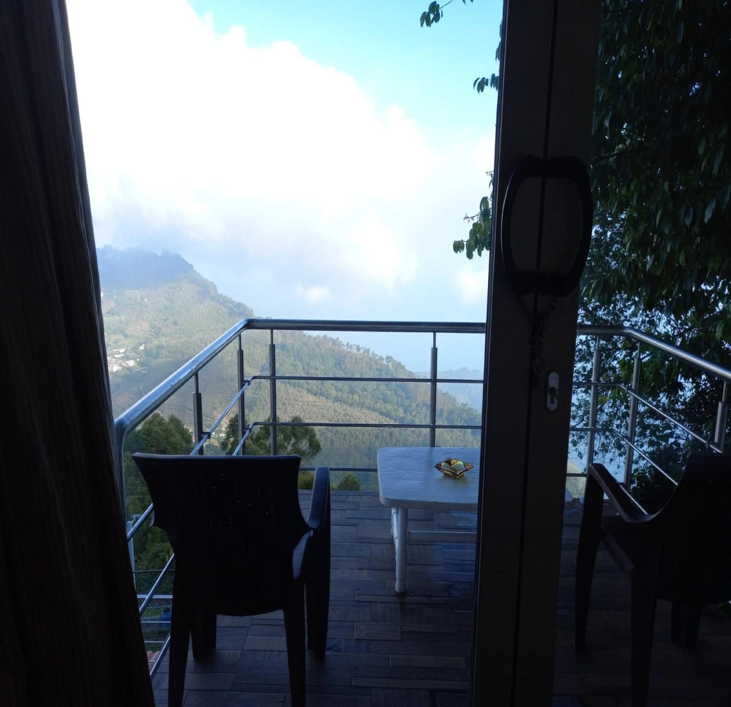 Balcony/Terrace in Onondaga Kodaikanal