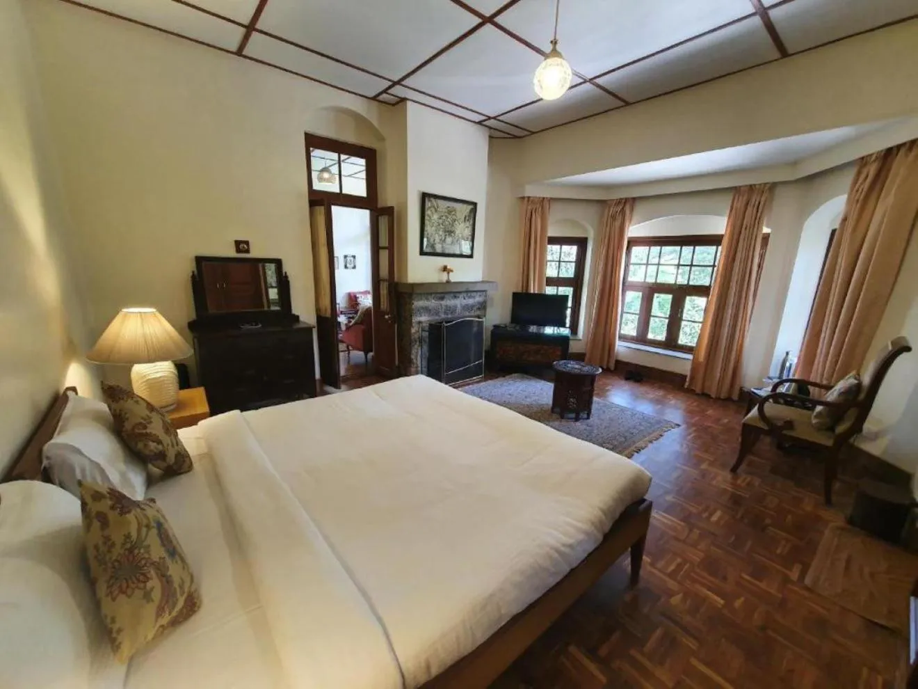 TV and multimedia, Bed in Onondaga Kodaikanal