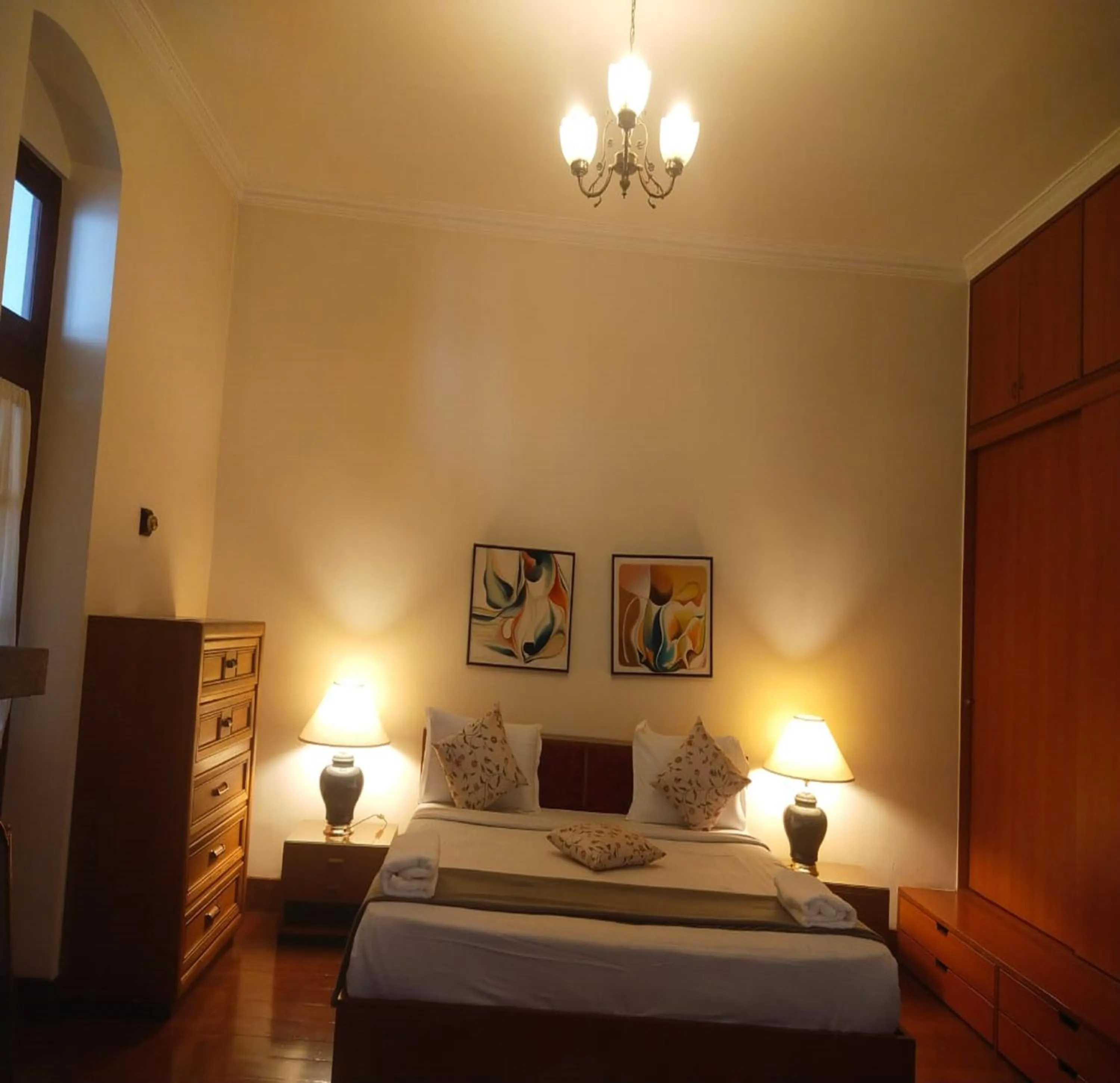 Bedroom, Bed in Onondaga Kodaikanal