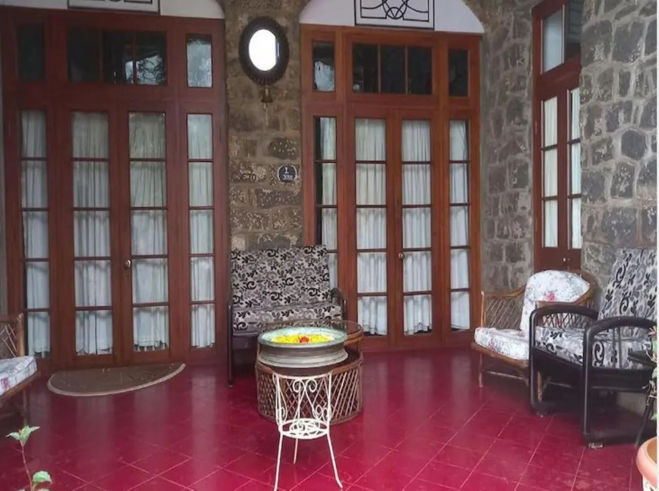 Seating area in Onondaga Kodaikanal