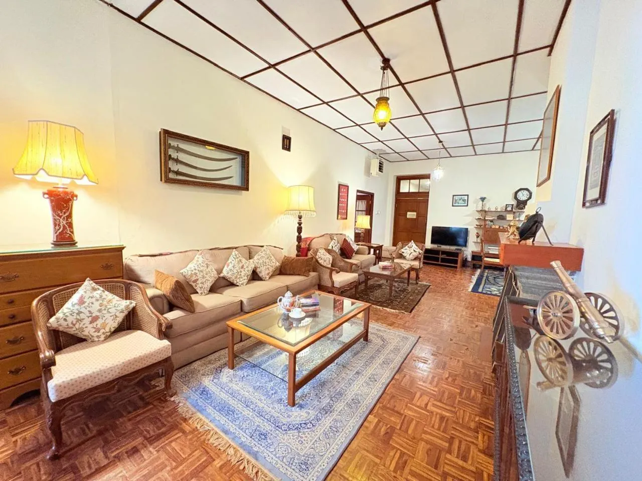 Seating area in Onondaga Kodaikanal