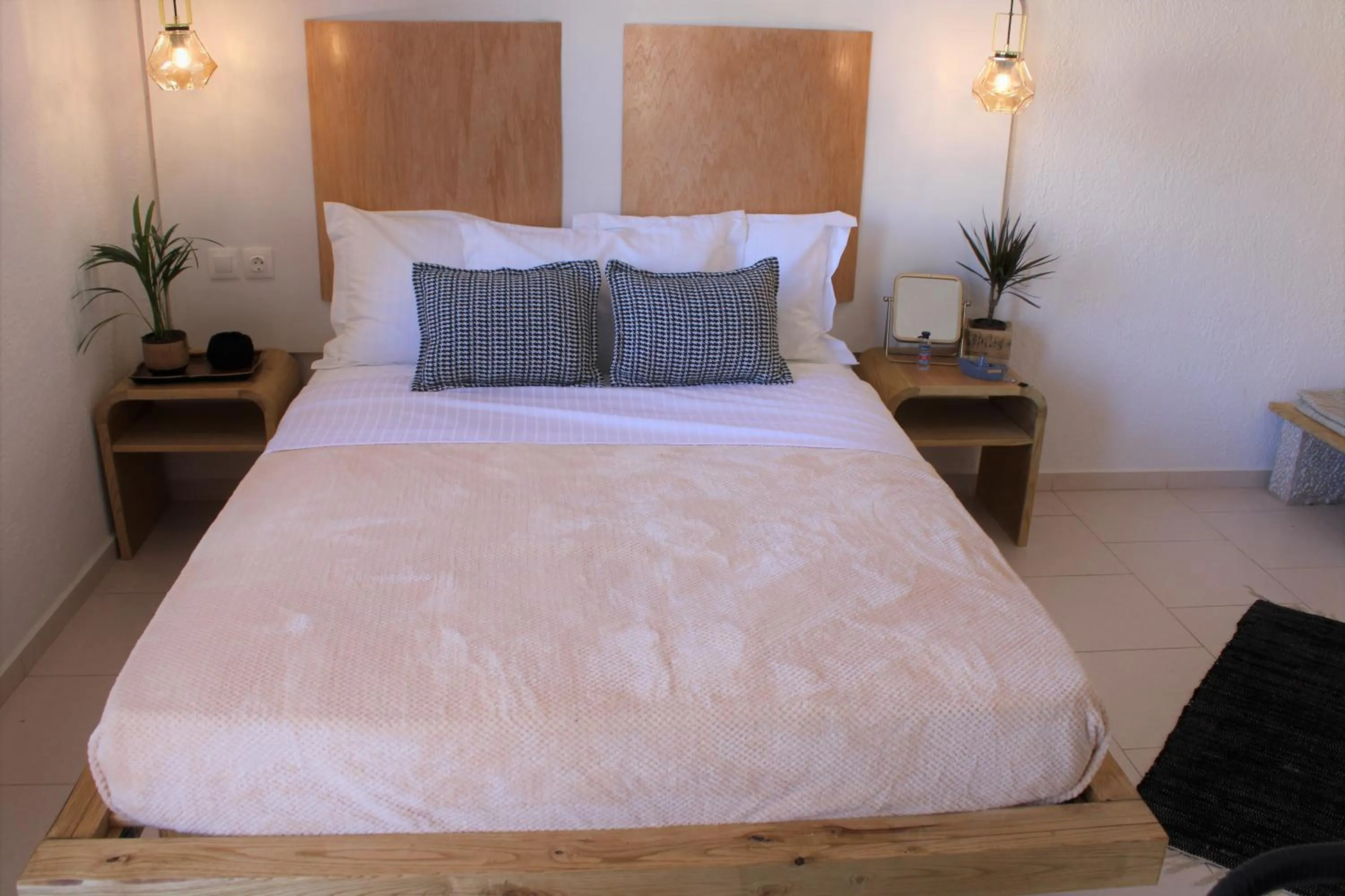 Bed in Spongia Apartments Kalymnos