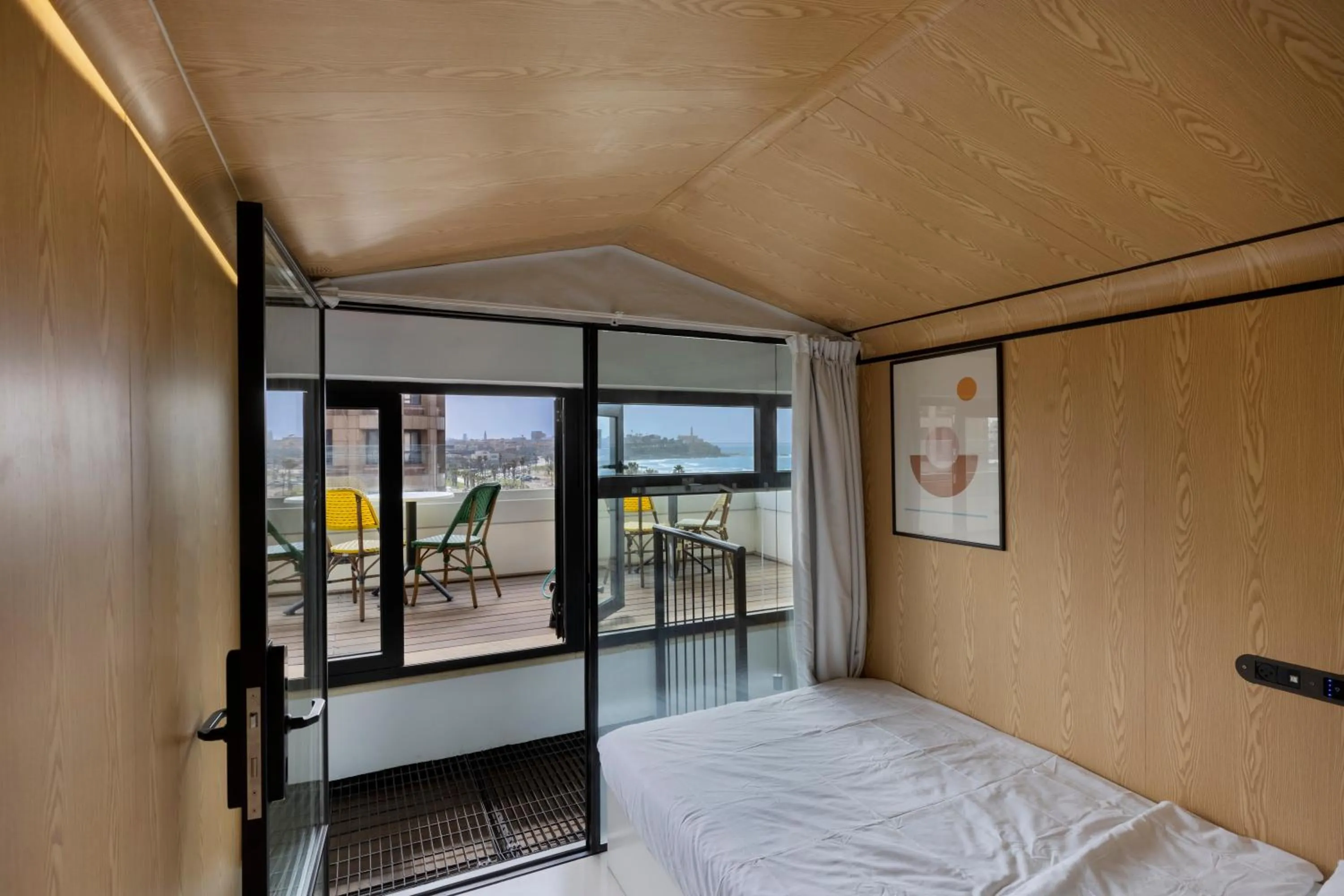 Bed in The O Pod Capsule Hotel