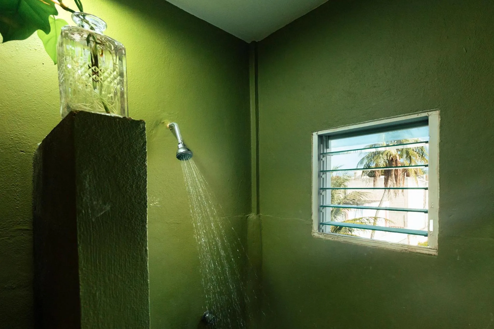 Shower in Hostal Cuca Macuca
