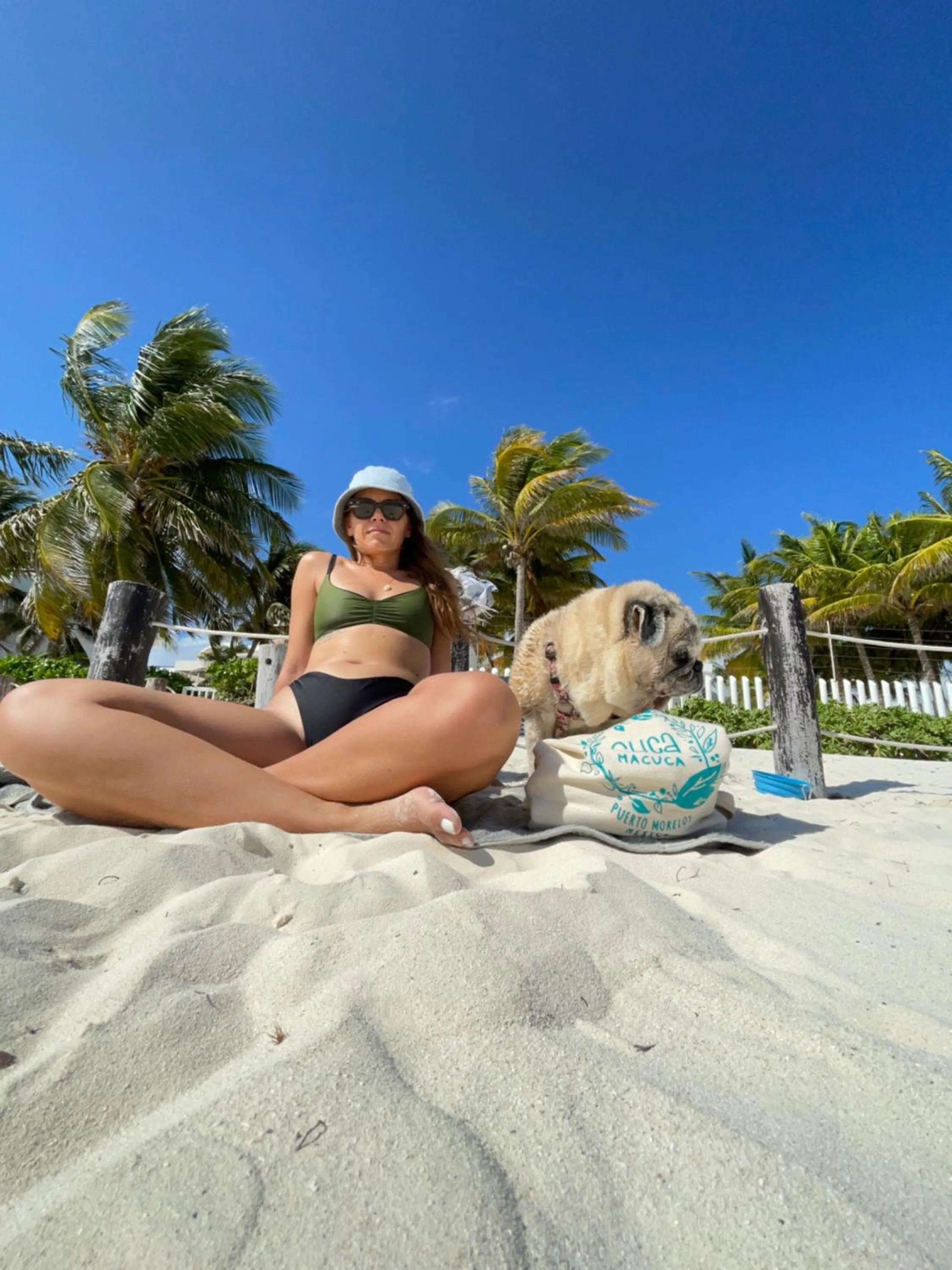 Beach in Hostal Cuca Macuca