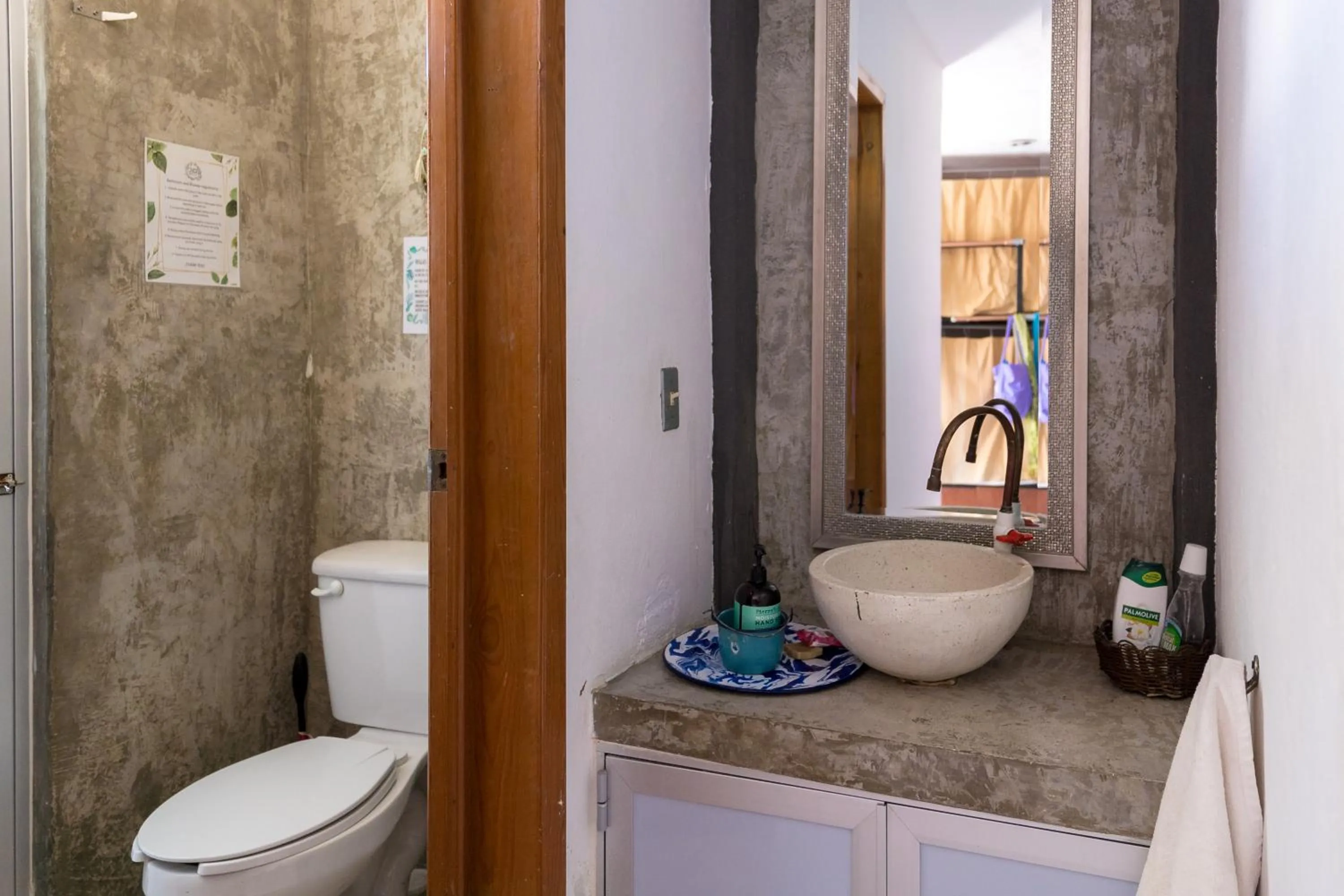 Bathroom in Hostal Cuca Macuca