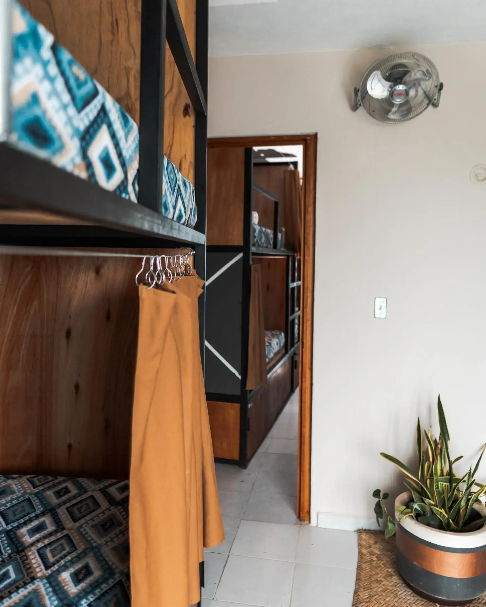 Bed in 6-Bed Mixed Dormitory Room in Hostal Cuca Macuca Bed in 6-Bed Mixed Dormitory Room in Hostal Cuca Macuca