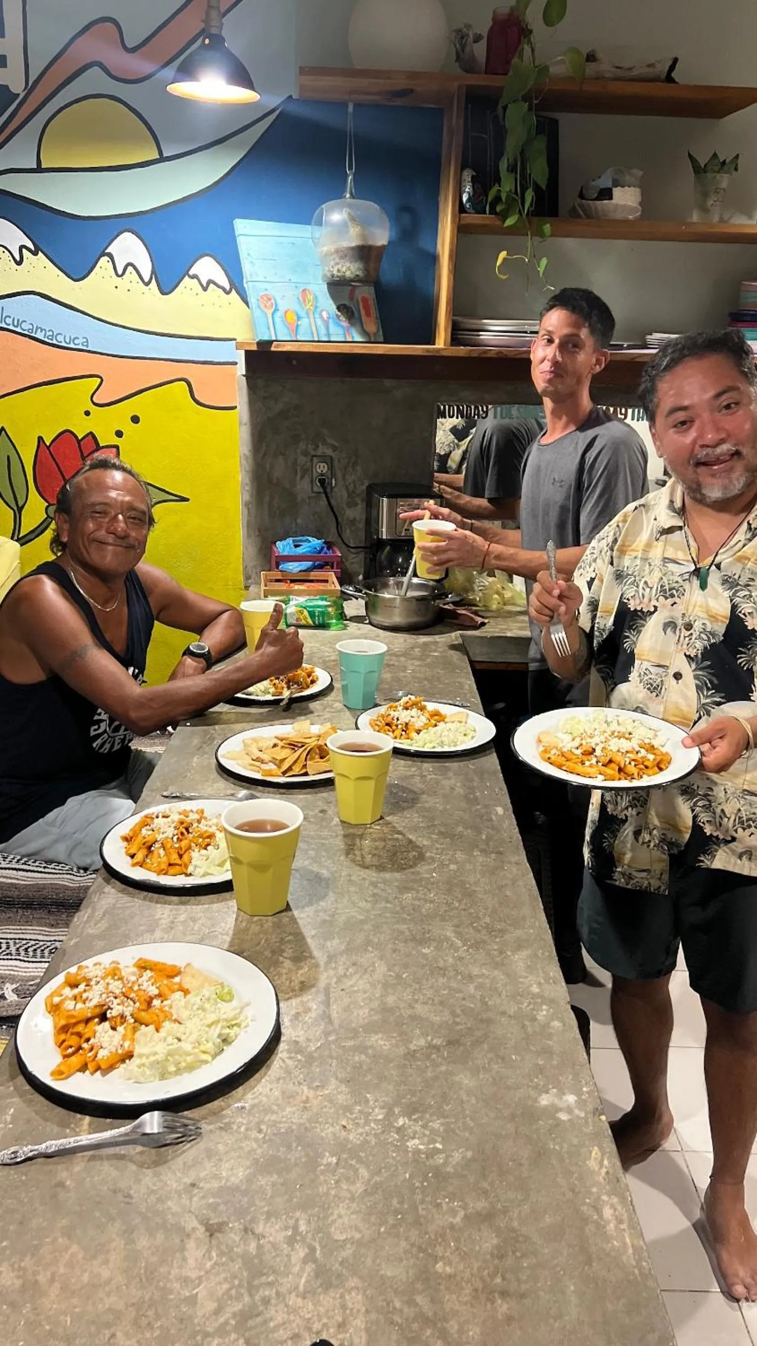 Communal kitchen in Hostal Cuca Macuca