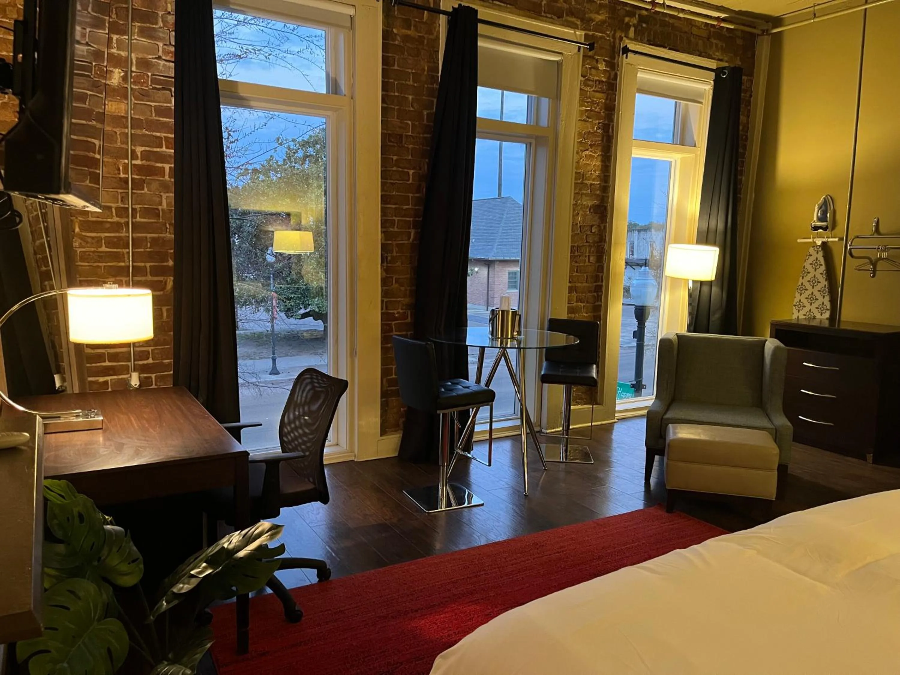 City view in The Skylight Hotel