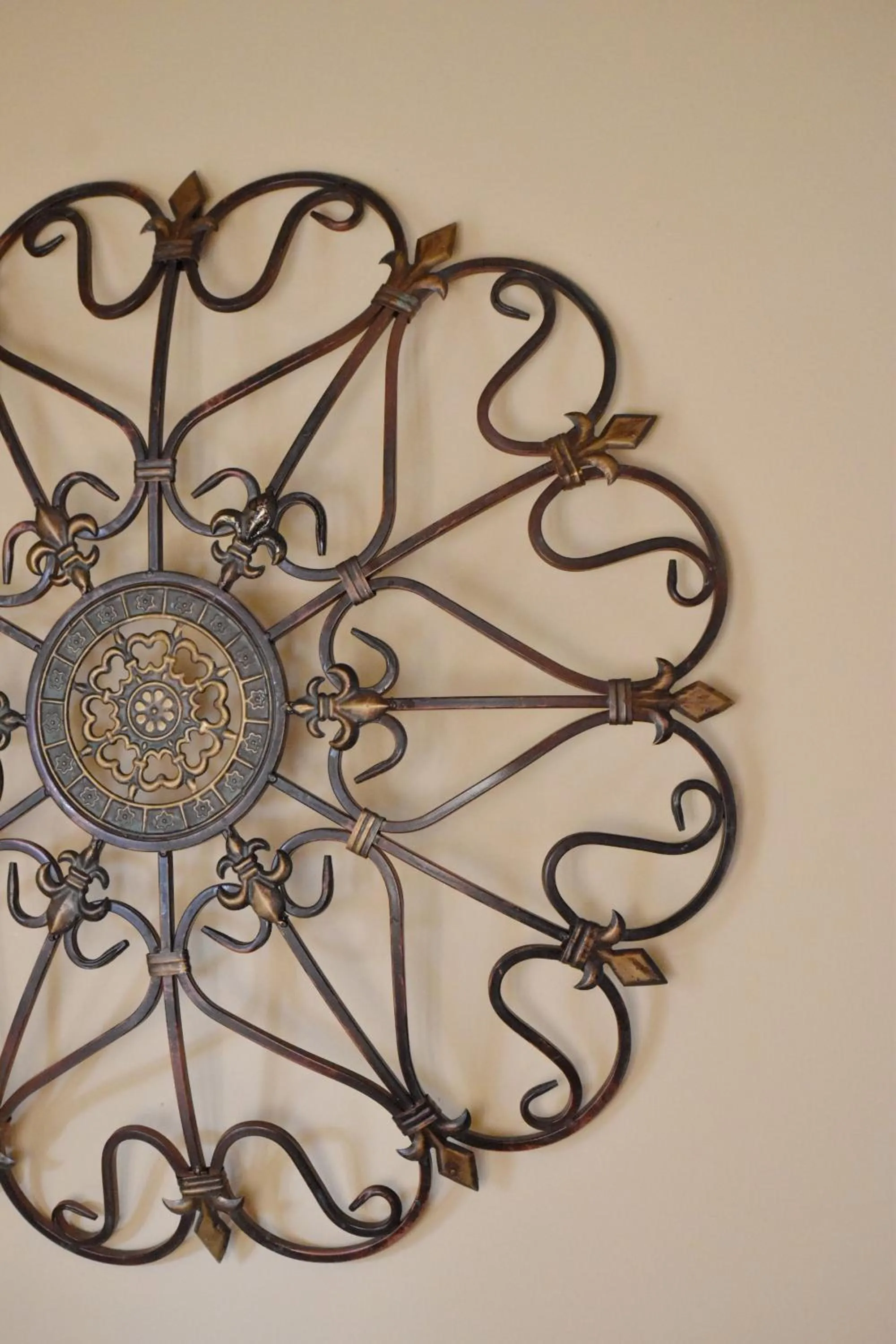 Decorative detail in Villa Luna