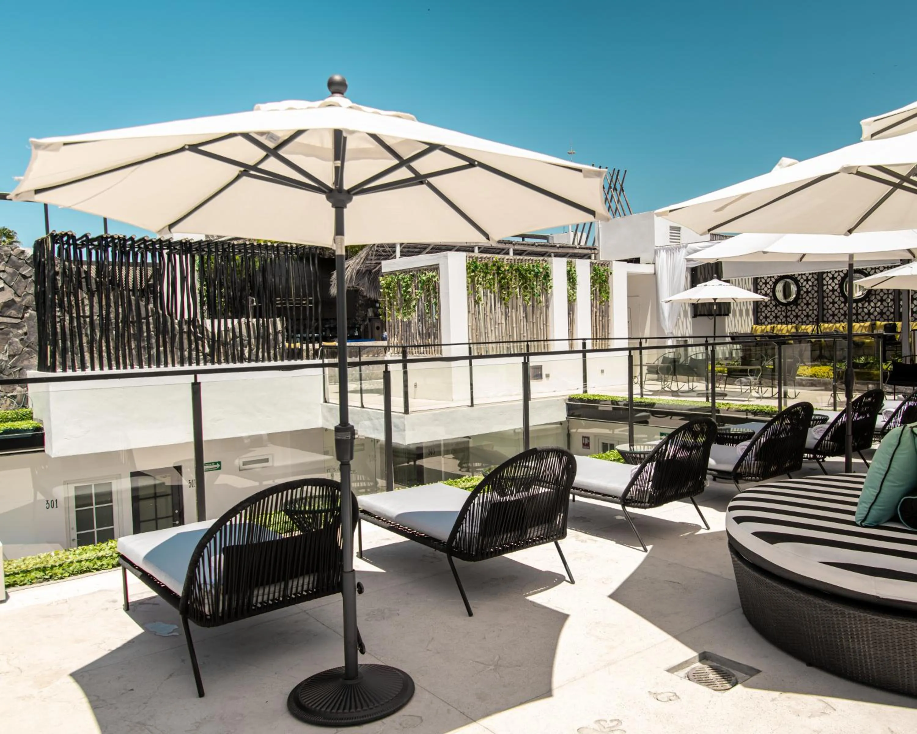 Balcony/Terrace in The Xperience by g