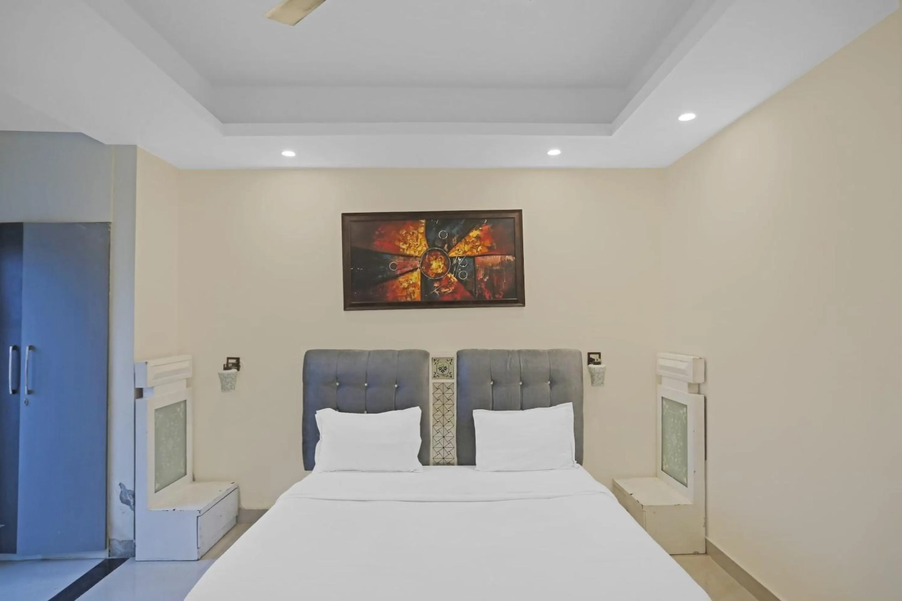 Bedroom, Bed in Hotel O Heart Beat Hotel