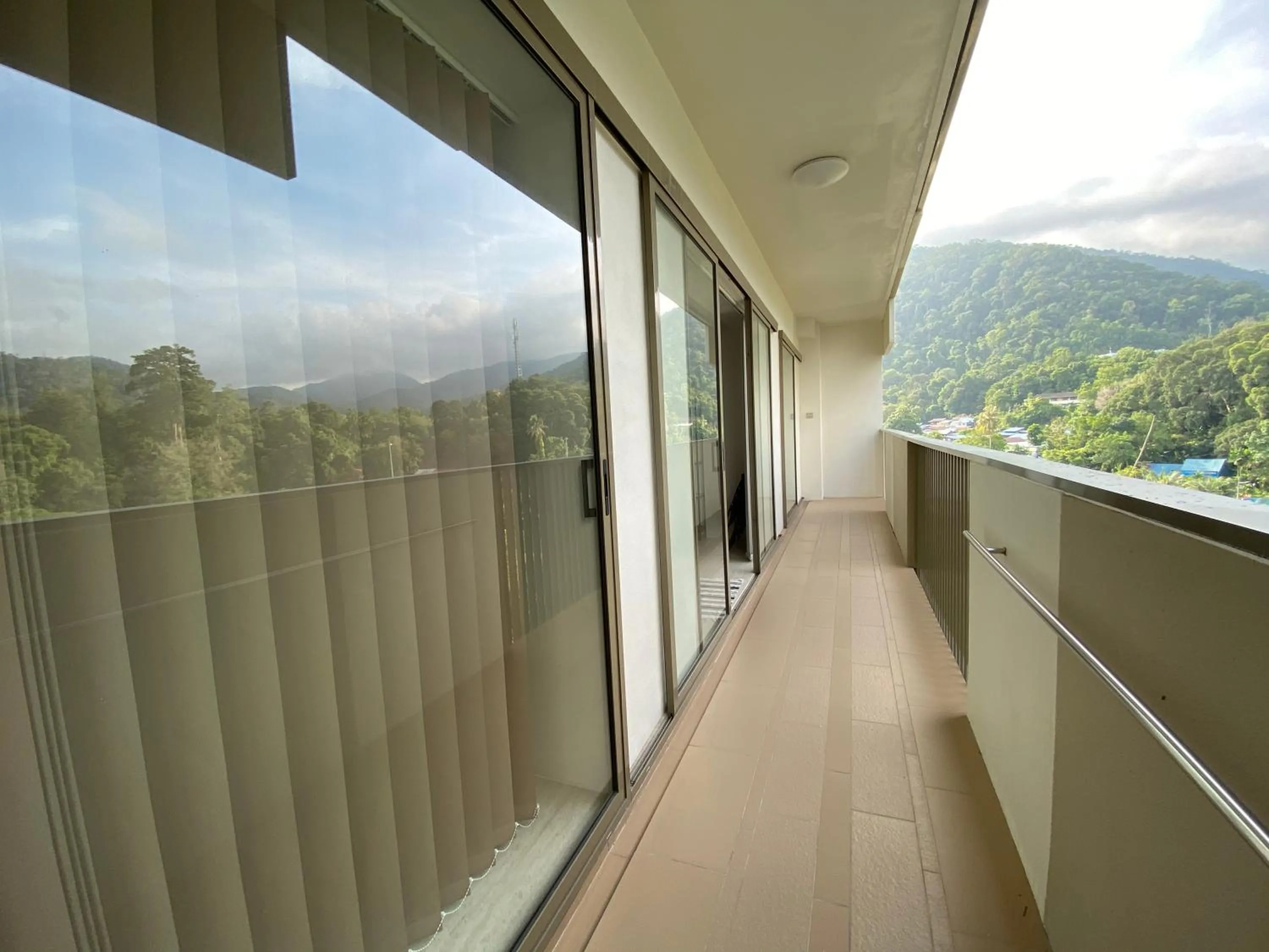 By The Sea Cozy Beachfront Home, Batu Ferringhi