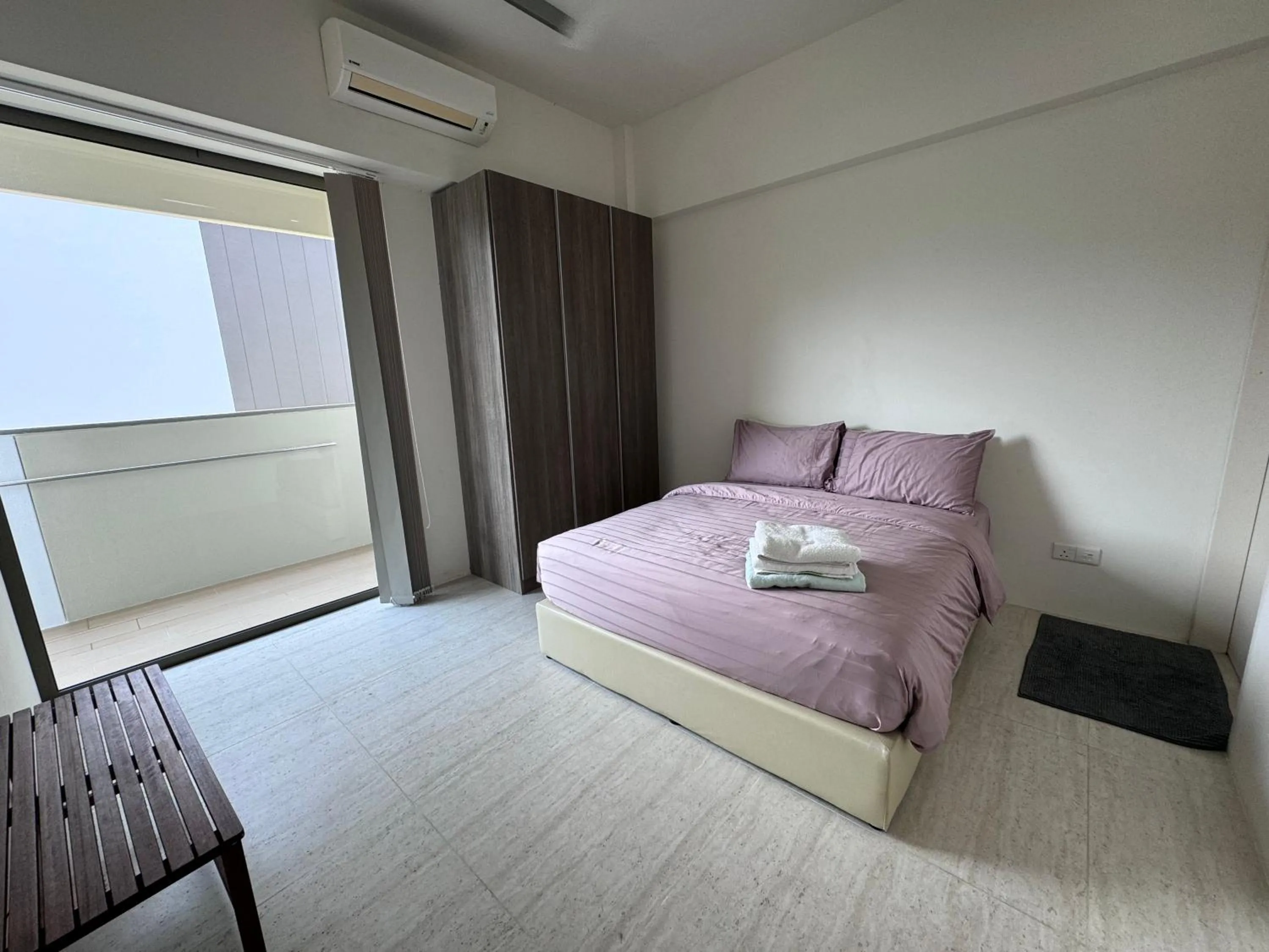 Bed in By The Sea Cozy Beachfront Home, Batu Ferringhi