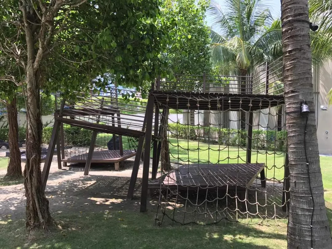 By The Sea Cozy Beachfront Home, Batu Ferringhi