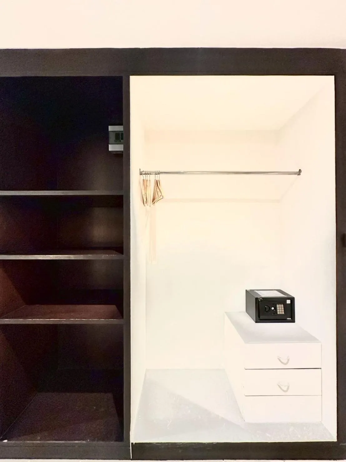 safe in Studio F Sukhumvit